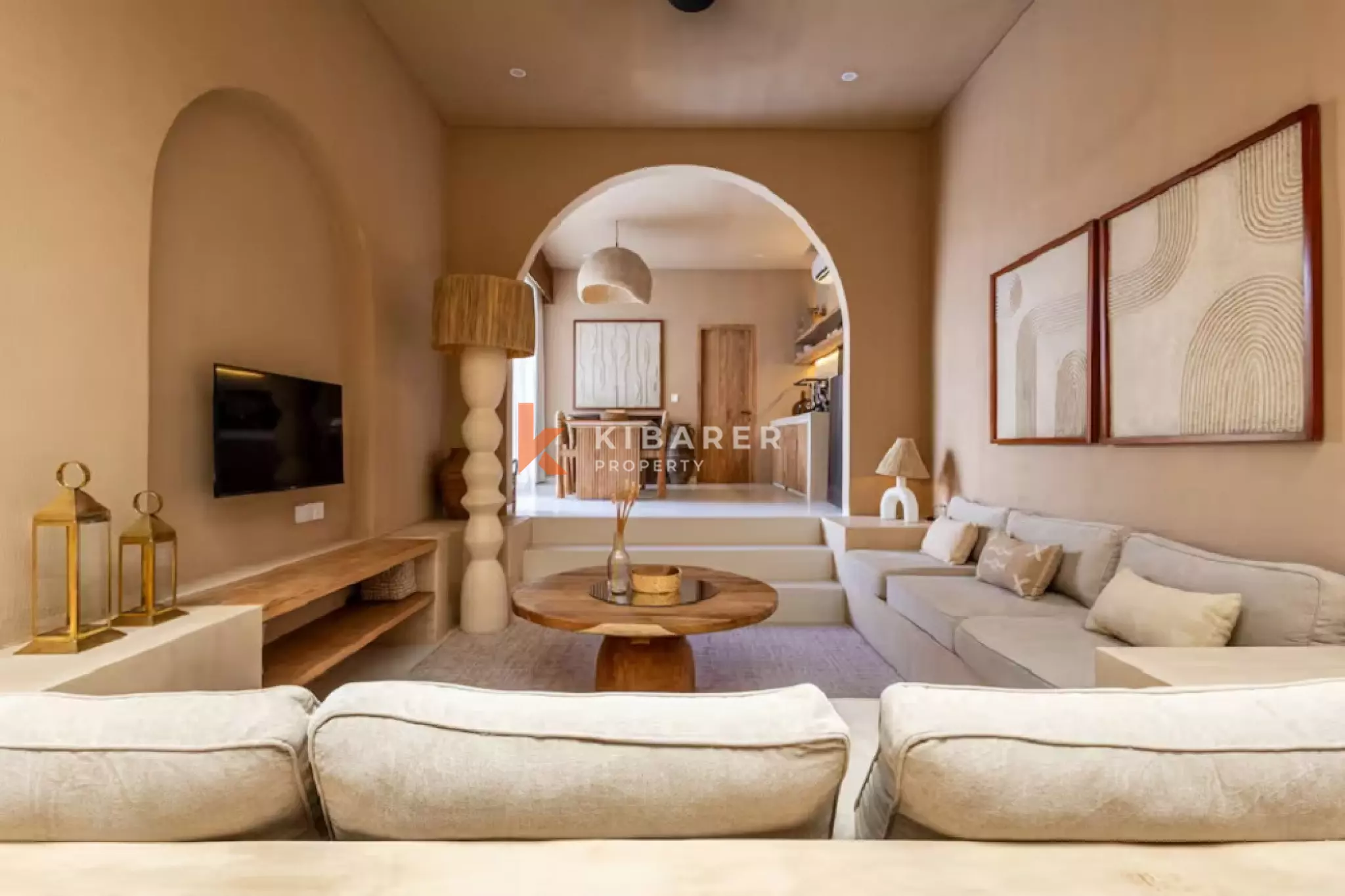 Fengshui Harmony Two-Bedrooms Enclosed Villa in Bingin — image 3