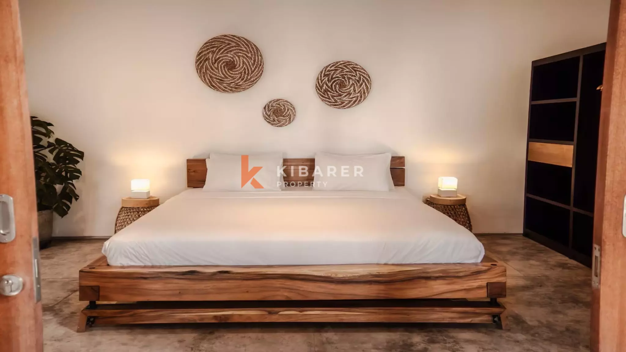 Chic One-Bedroom Villa with Enclosed Living in Uluwatu — image 9