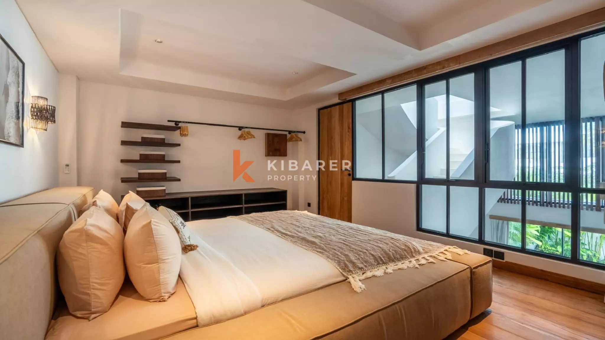 Stylish Enclosed Three-Bedroom Villa with Rooftop in Prime Berawa — image 17