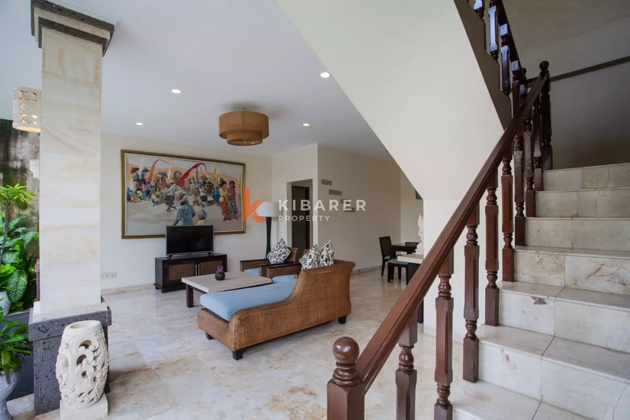 Tropical Touch One-Bedrooms Enclosed Villa in Jimbaran — image 6