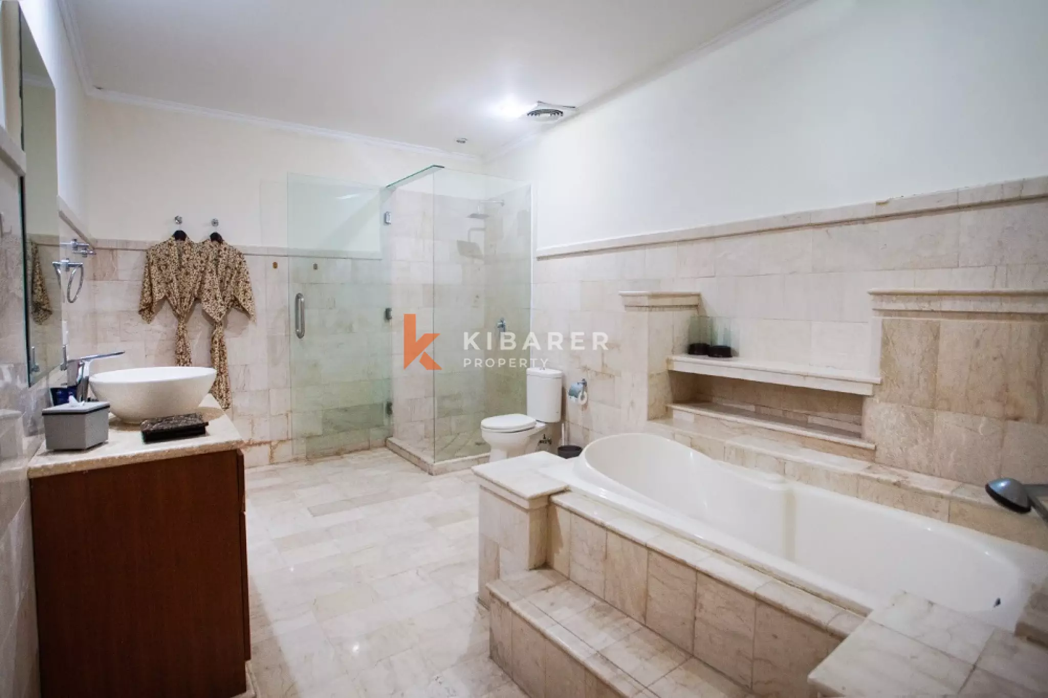 Tropical Touch One-Bedrooms Enclosed Villa in Jimbaran — image 7