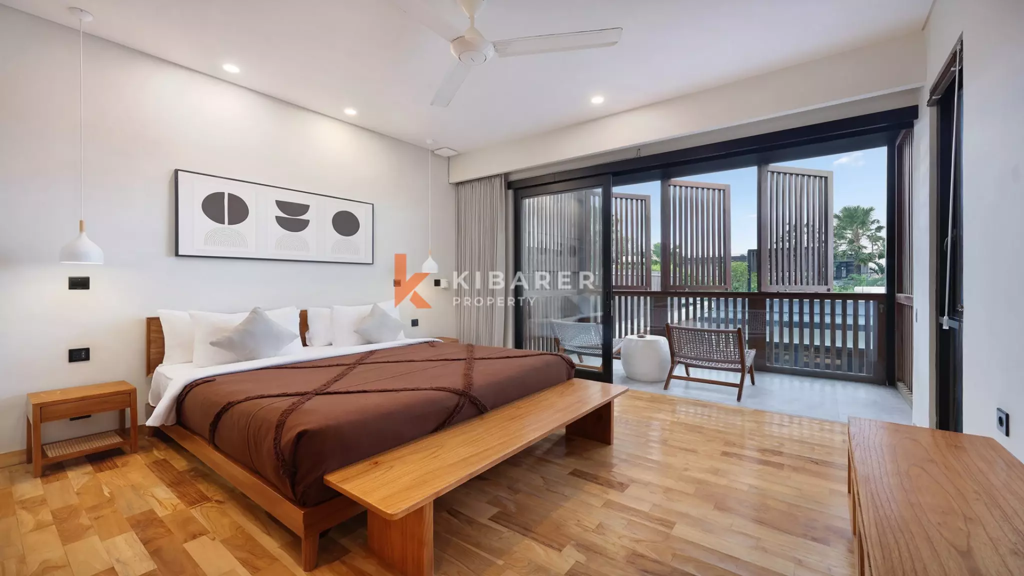 Elegant Four-Bedroom Two-Storey Villa with Rooftop Near Berawa Beach — image 15