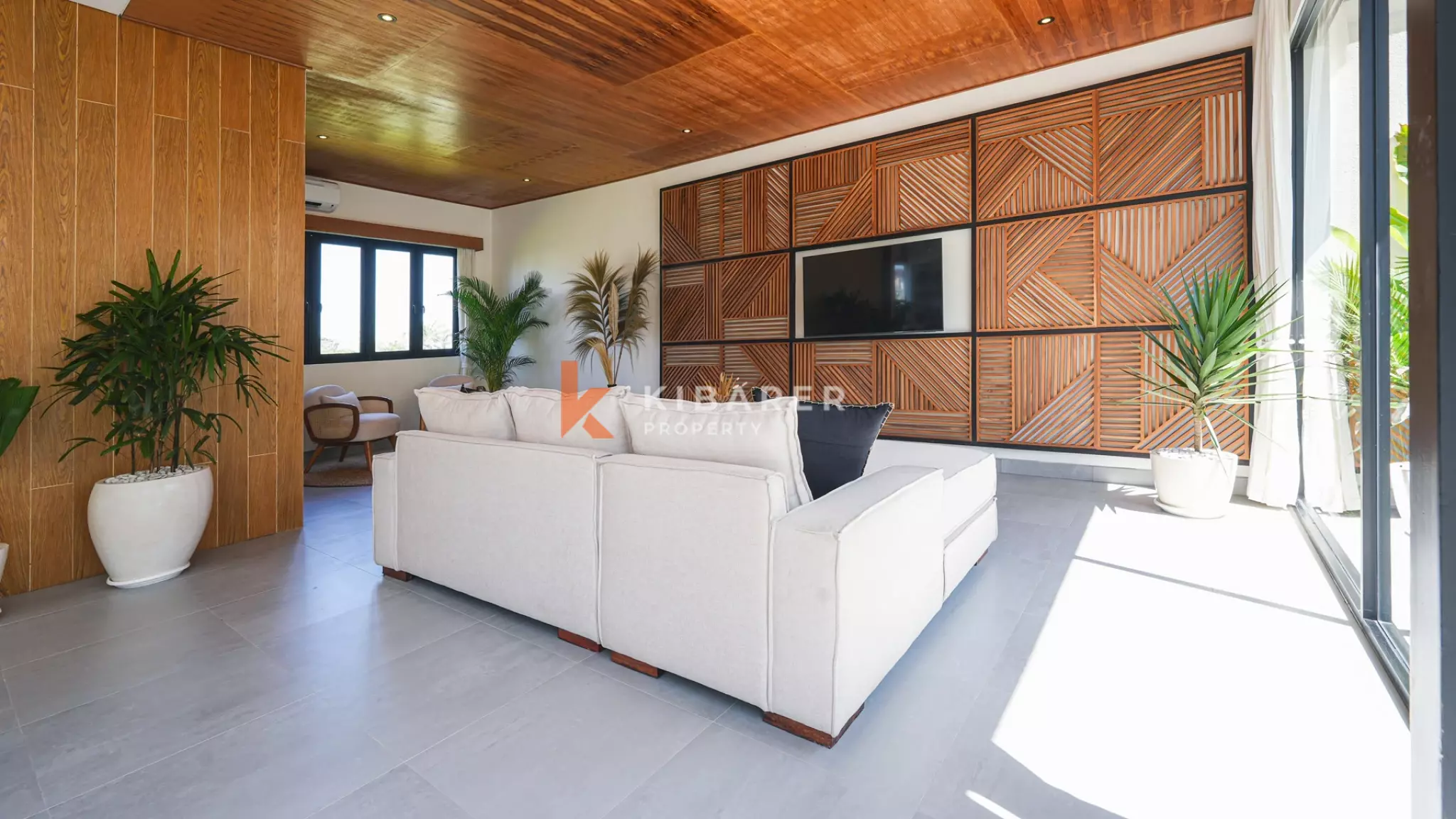 Stunning 3-Bedroom Enclosed-Living Villa Just Steps from Cemagi Beach — image 13