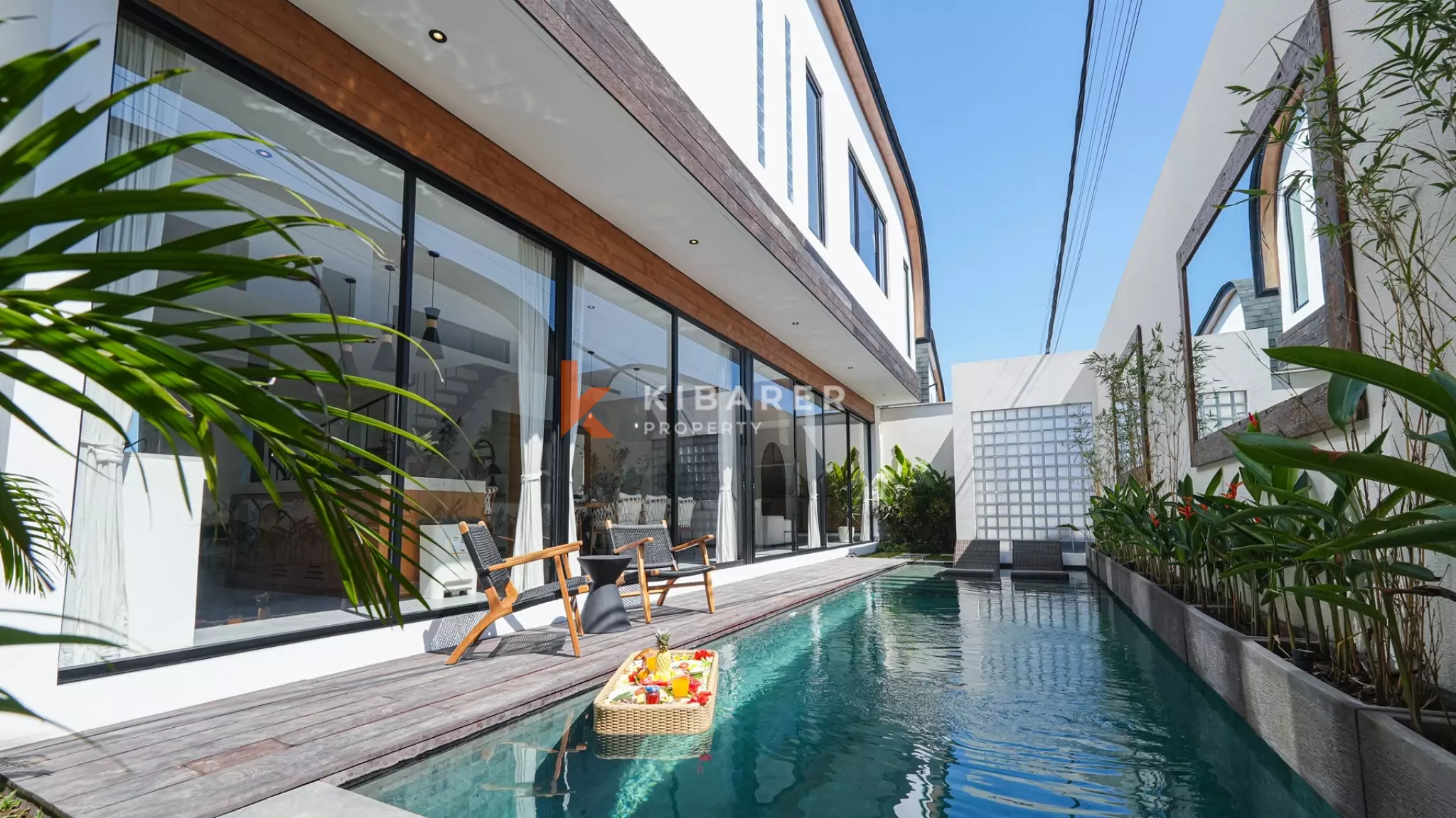 Stunning 3-Bedroom Enclosed-Living Villa Just Steps from Cemagi Beach — image 2