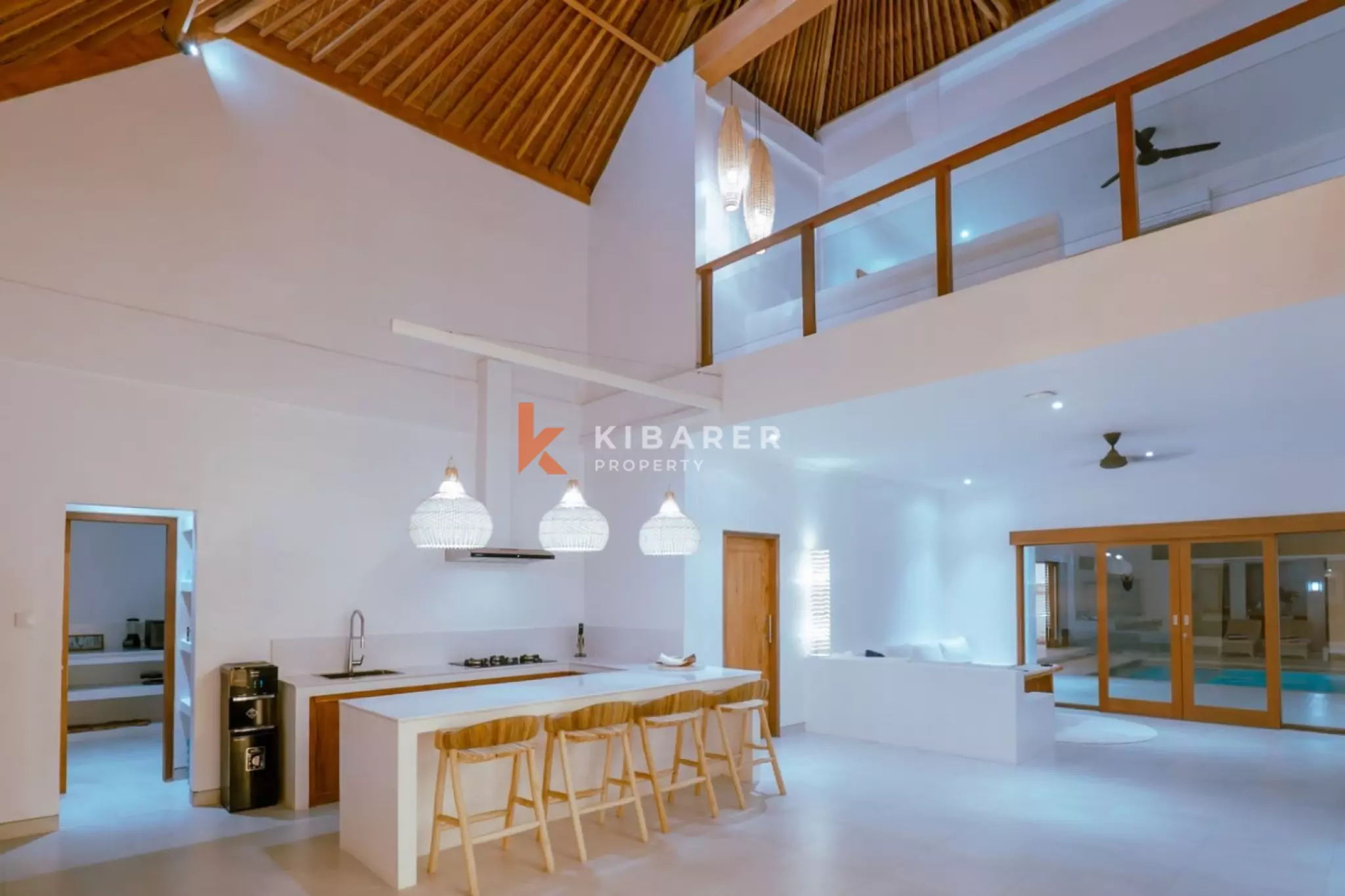 Modern Spacious Four Bedroom Villa in Mertanadi — image 8