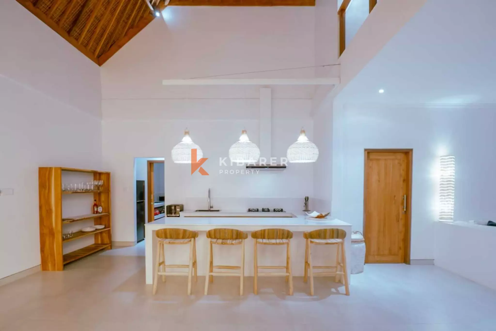 Modern Spacious Four Bedroom Villa in Mertanadi — image 5