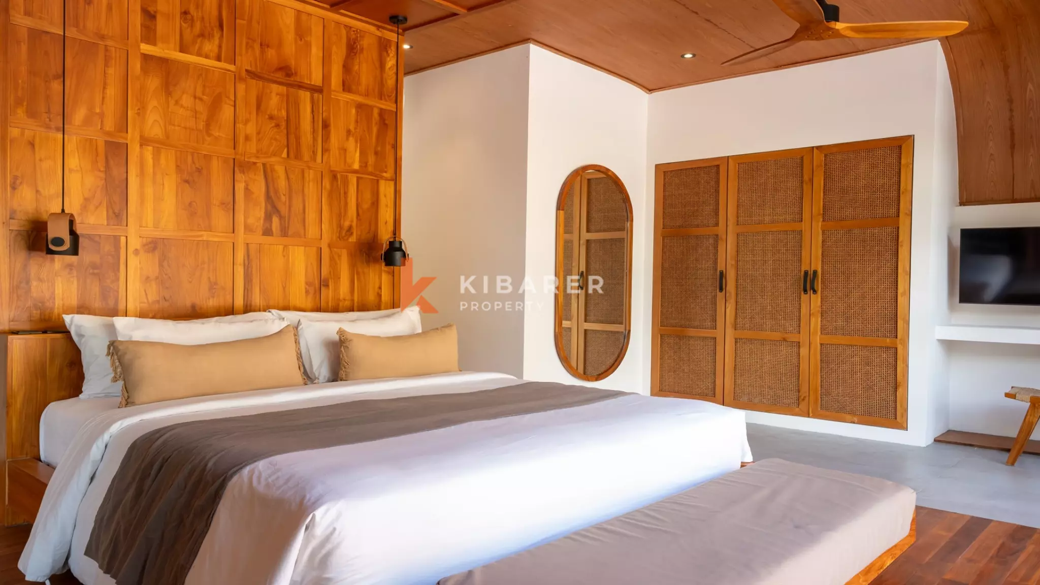 Modern Luxury Four-Bedroom Villa with Private Pool and River View in Pererenan — image 15