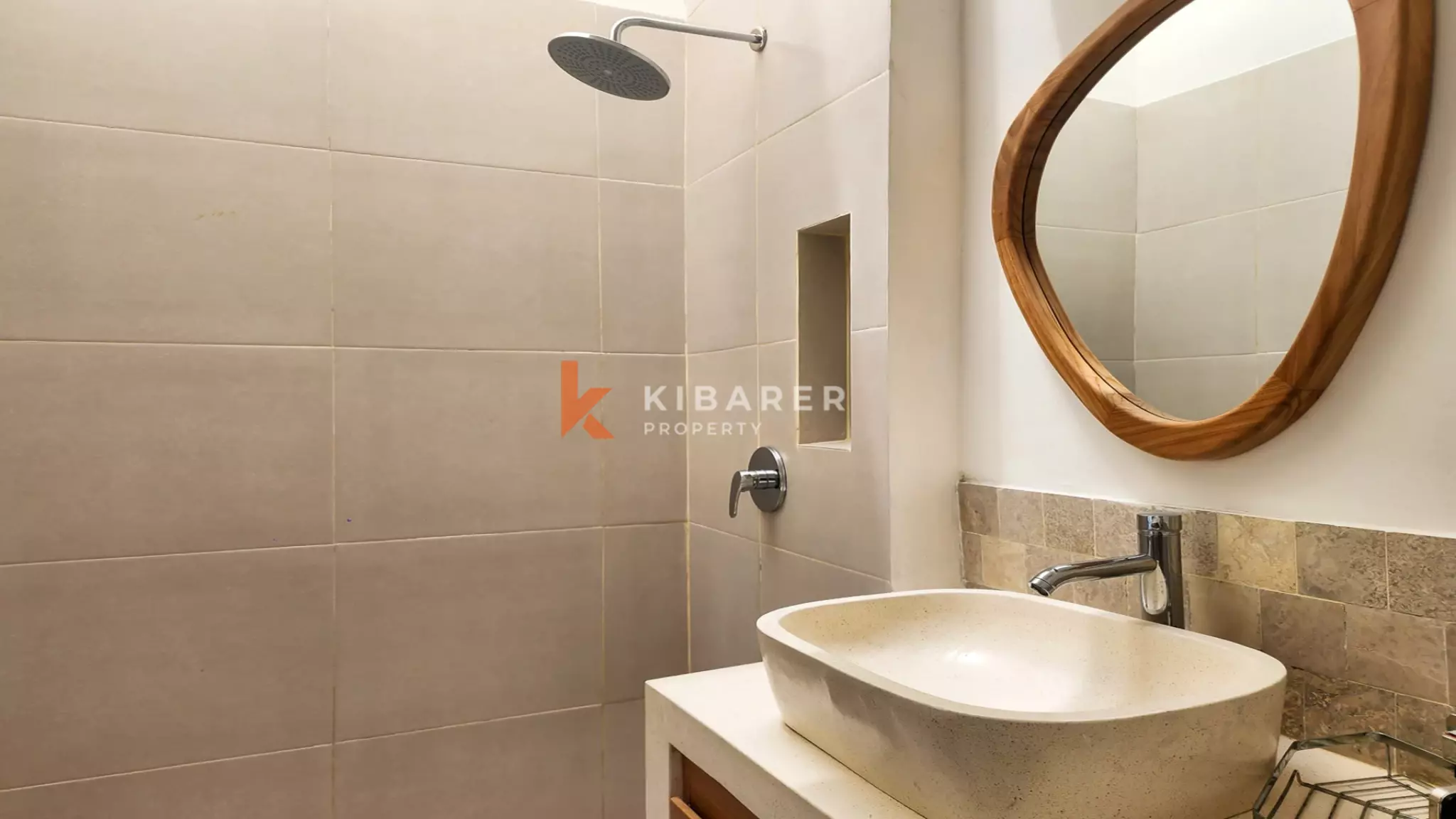 Tropical Hideaway – Elegant Two-Bedroom Villa Near Nyang-Nyang Beach — image 14