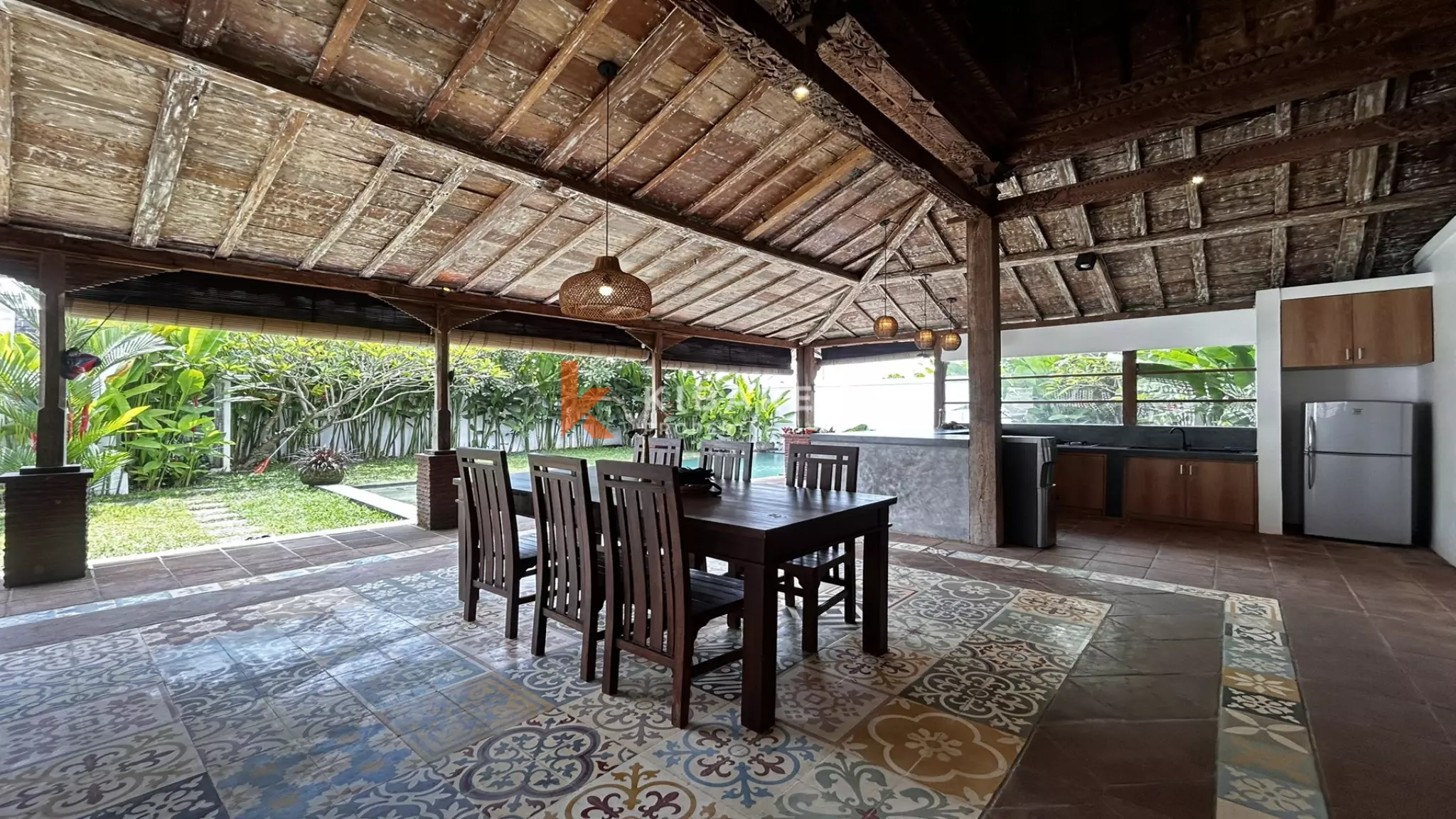 Beautiful Two Bedroom Joglo Villa With Open Living Situated in Tumbak Bayuh — image 4