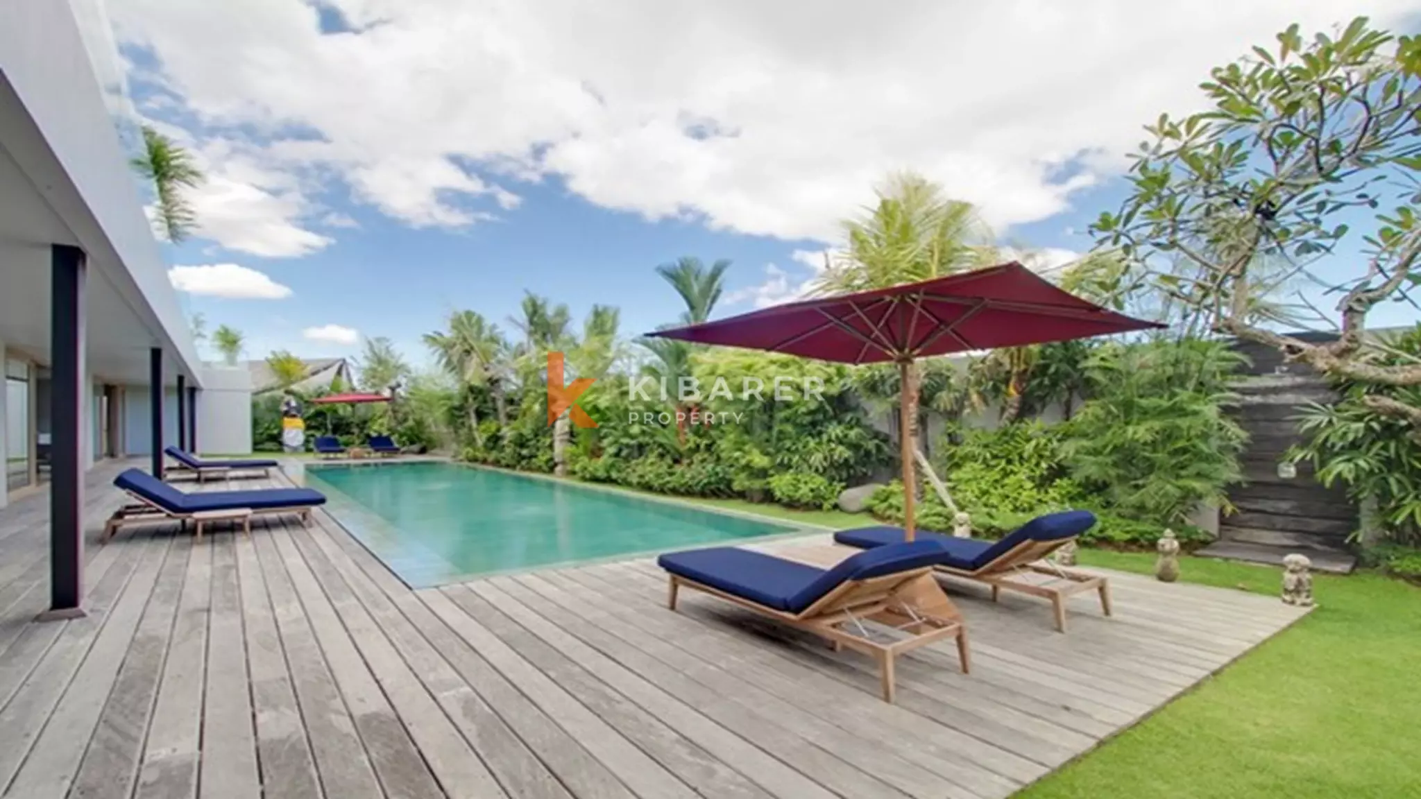 Charming Five-Bedroom Garden Villa for Rental in Canggu