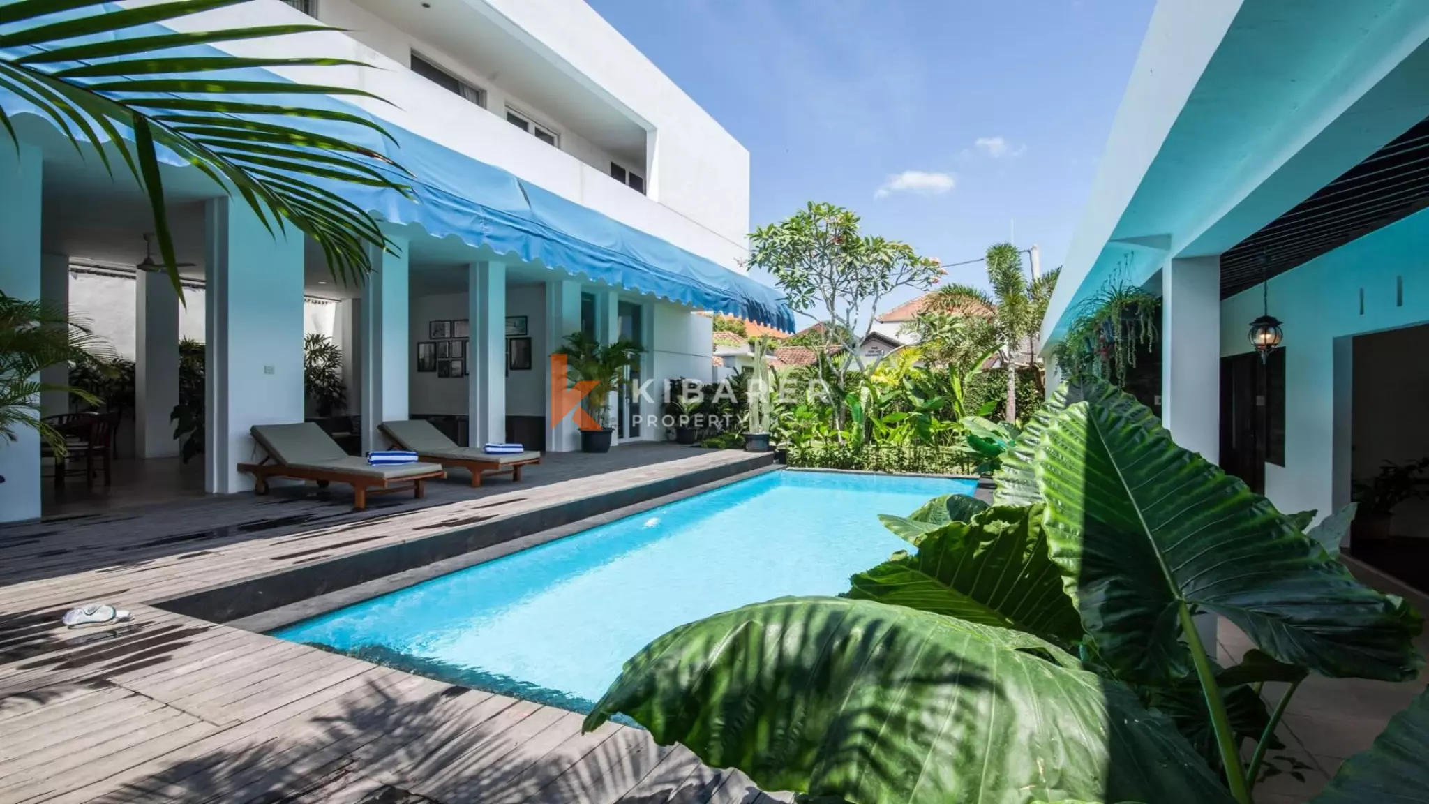 Elegant Bright Contemporary Six-Bedroom Villa with Serene Private Pool in Berawa