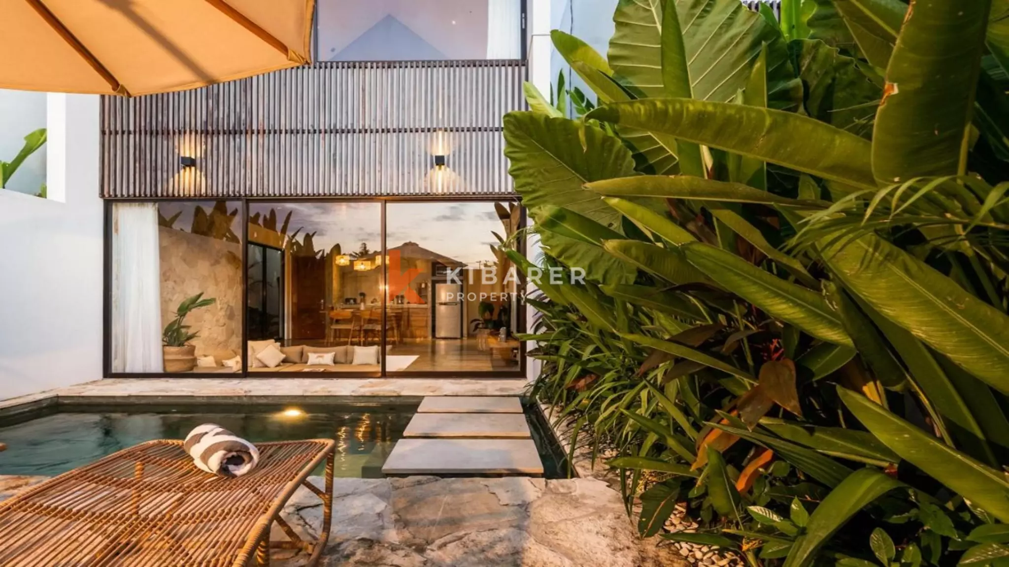 Stylish Contemporary One-Bedroom Villa with Private Pool Oasis in Canggu