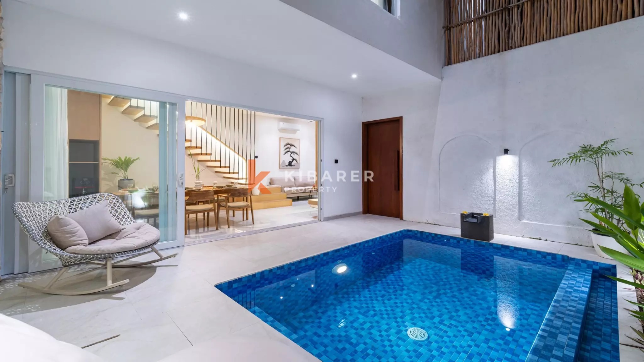 Contemporary Three-Bedroom Tropical Residence with Private Pool in Prime Jimbaran — image 2