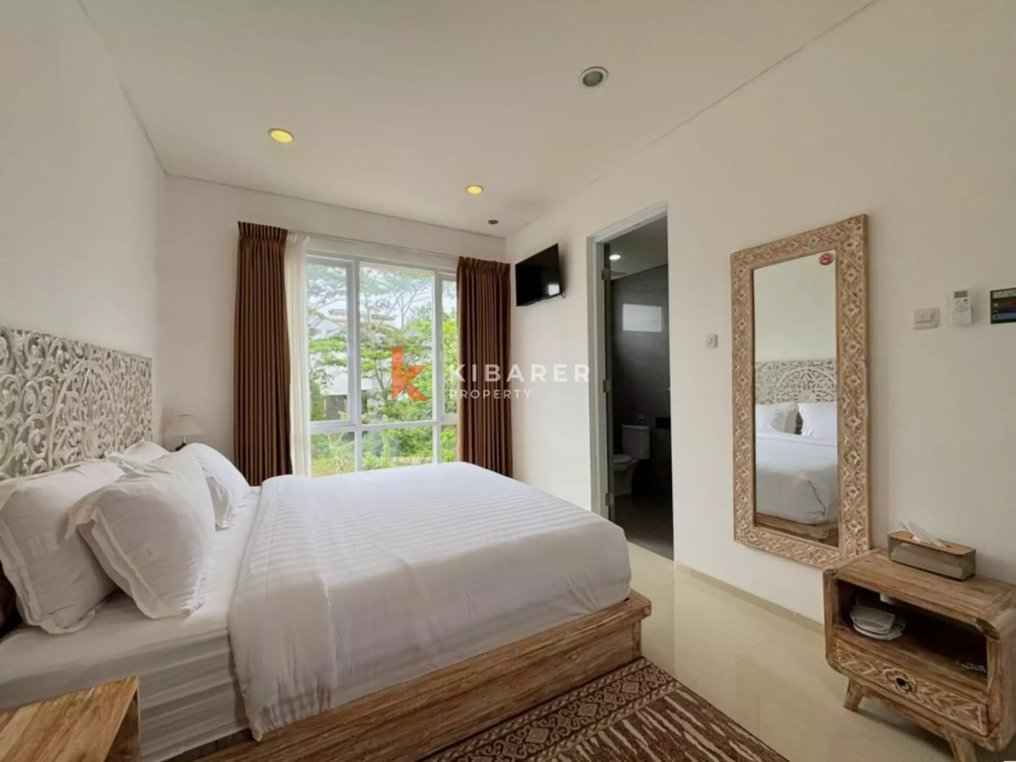 Beautiful Three Bedroom Villa in Nusa Dua Villa Estate — image 11
