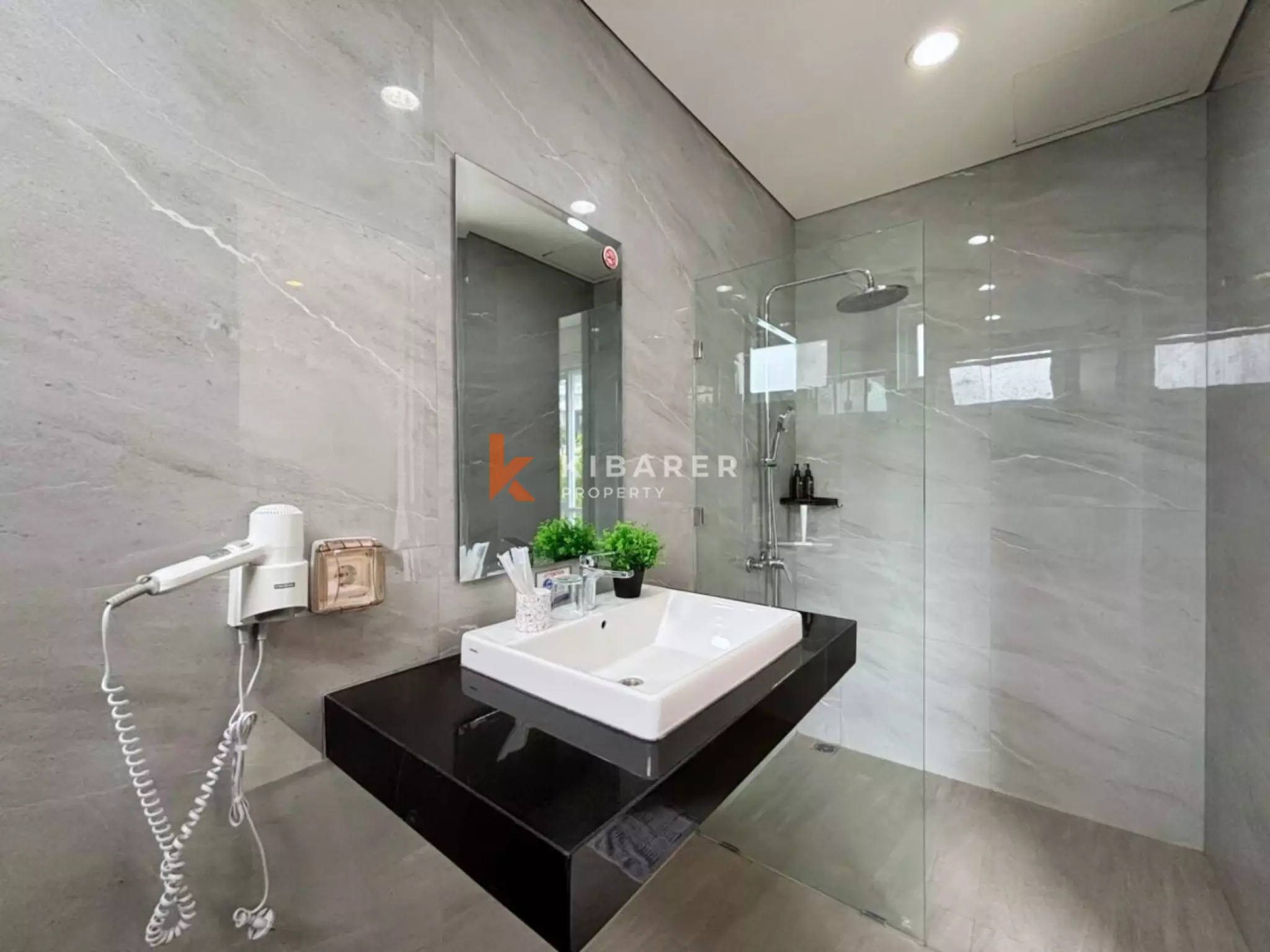 Beautiful Three Bedroom Villa in Nusa Dua Villa Estate — image 12