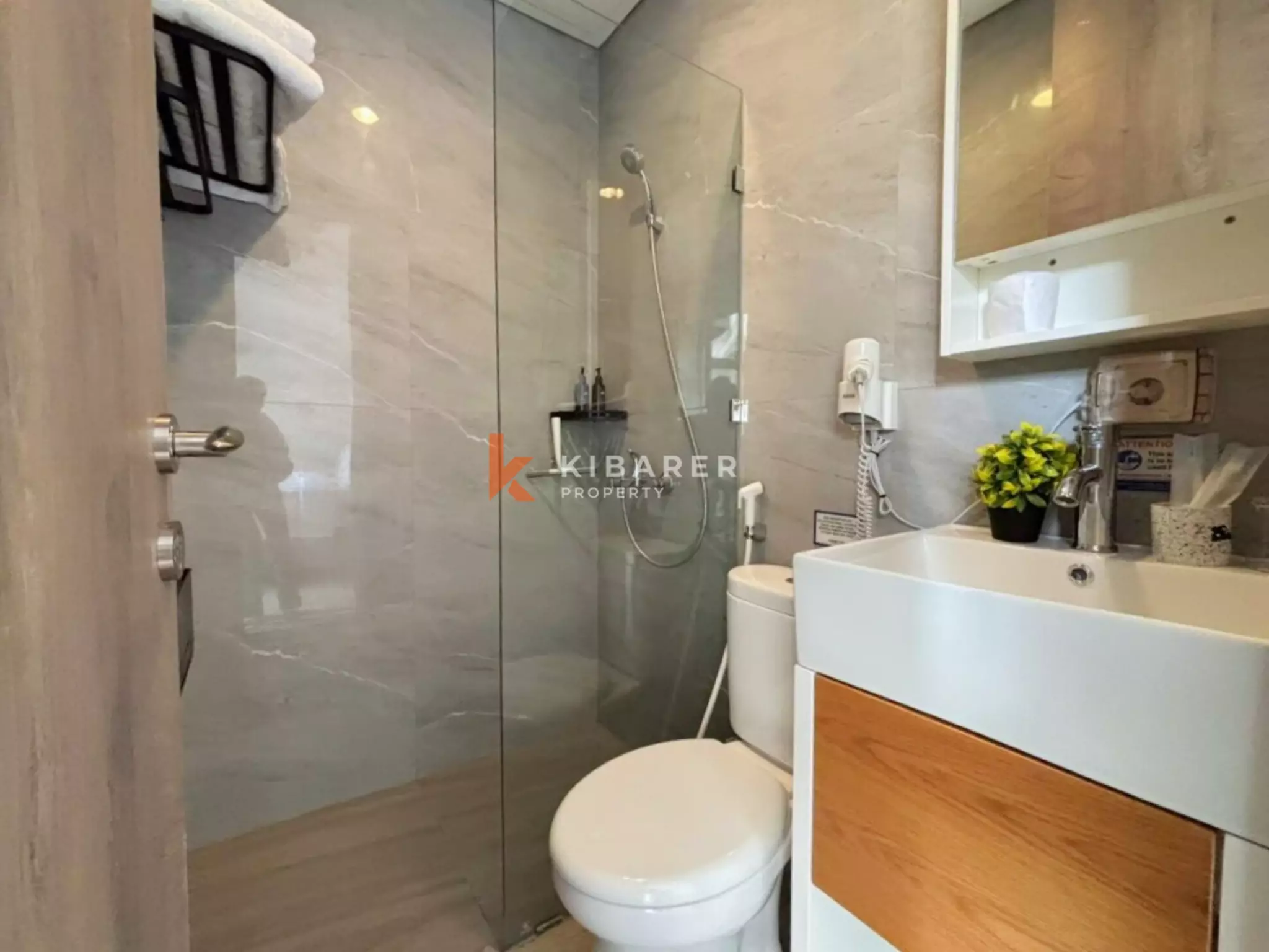 Beautiful Three Bedroom Villa in Nusa Dua Villa Estate — image 18