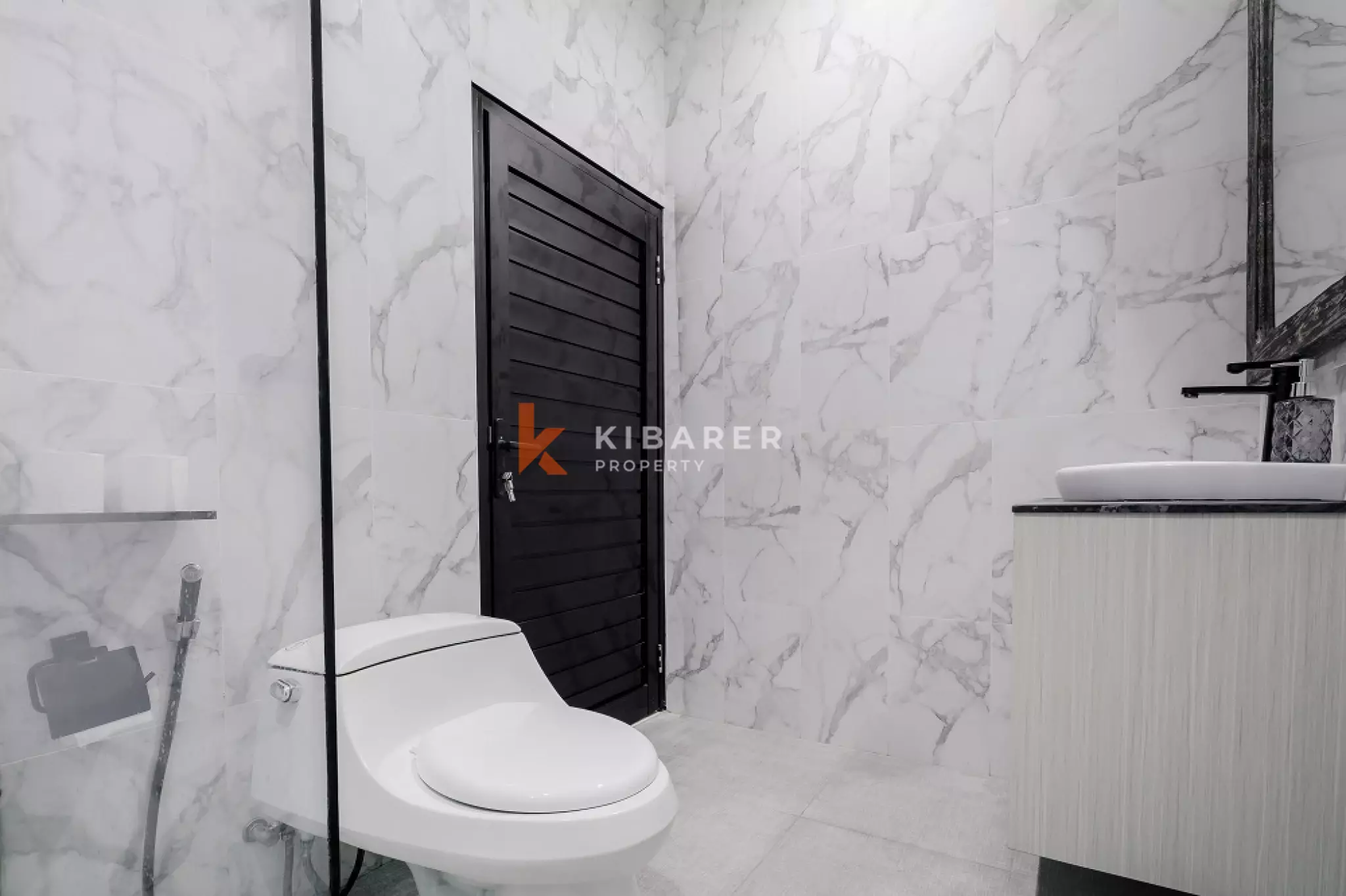 Stylish Fully Furnished One-Bedroom Apartment in The Prime of Seminyak — image 8