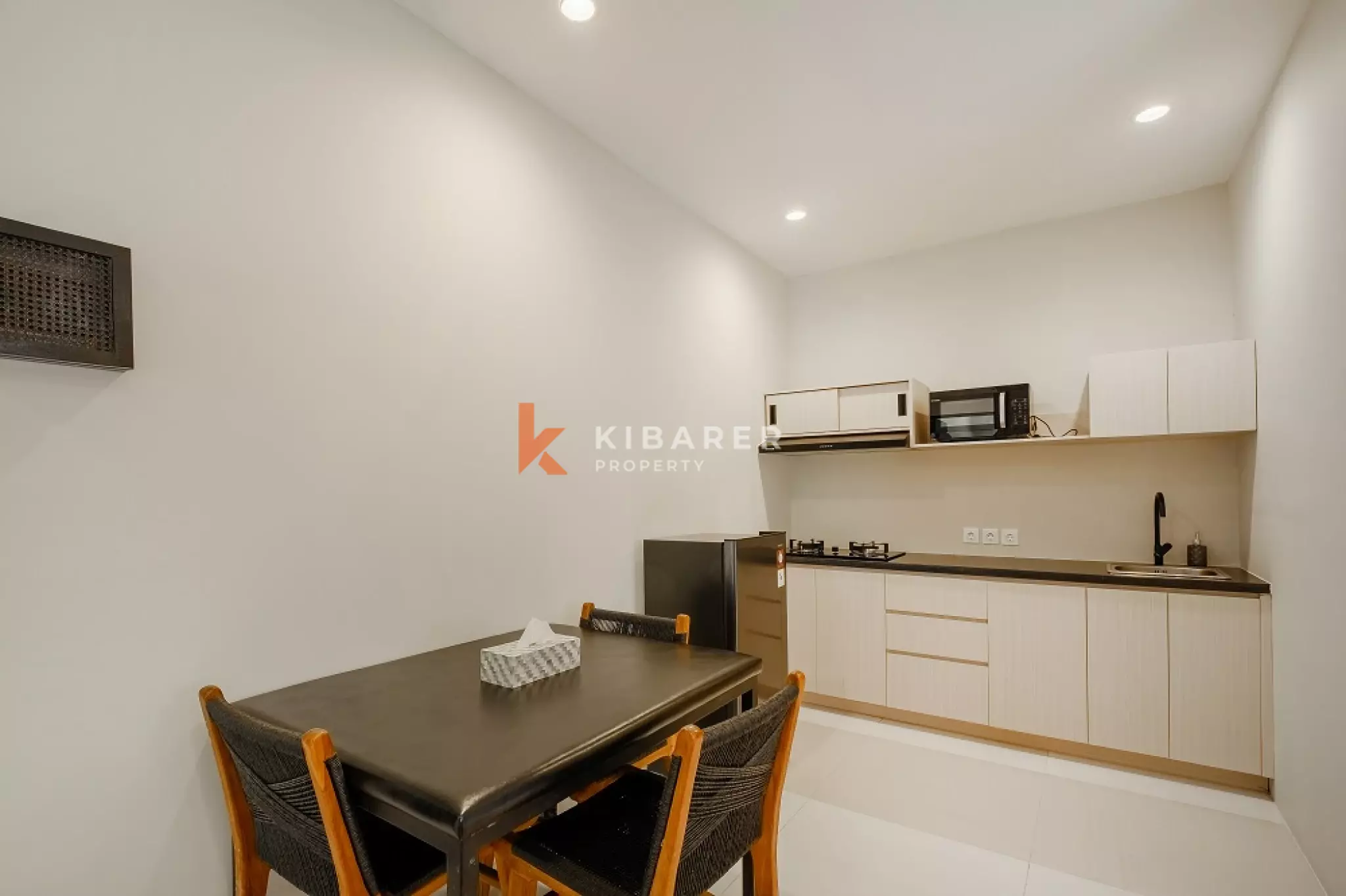 Stylish Fully Furnished One-Bedroom Apartment in The Prime of Seminyak — image 14