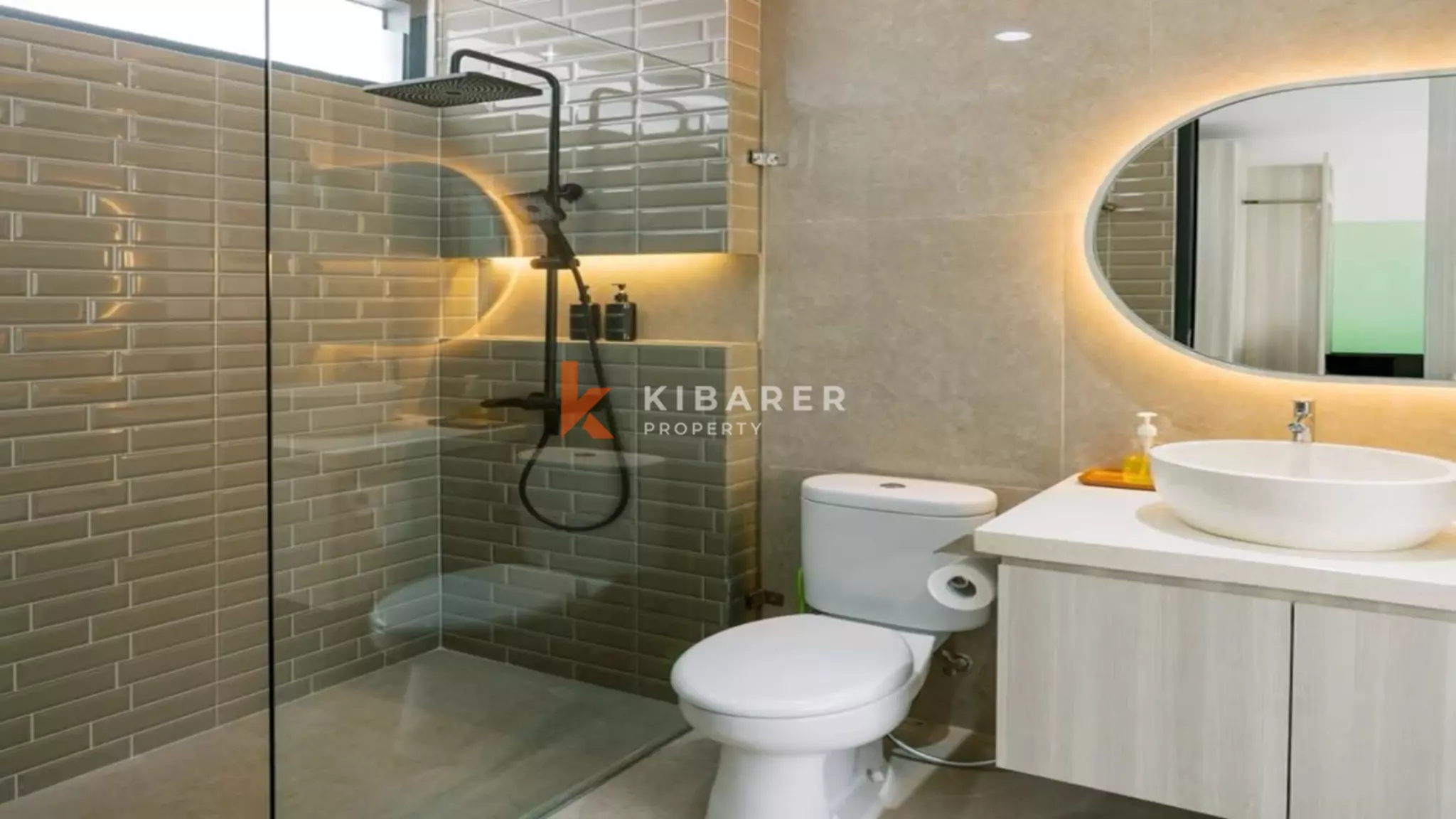 Modern Two-Bedroom Furnished Villa with Shared Pool in Denpasar — image 9
