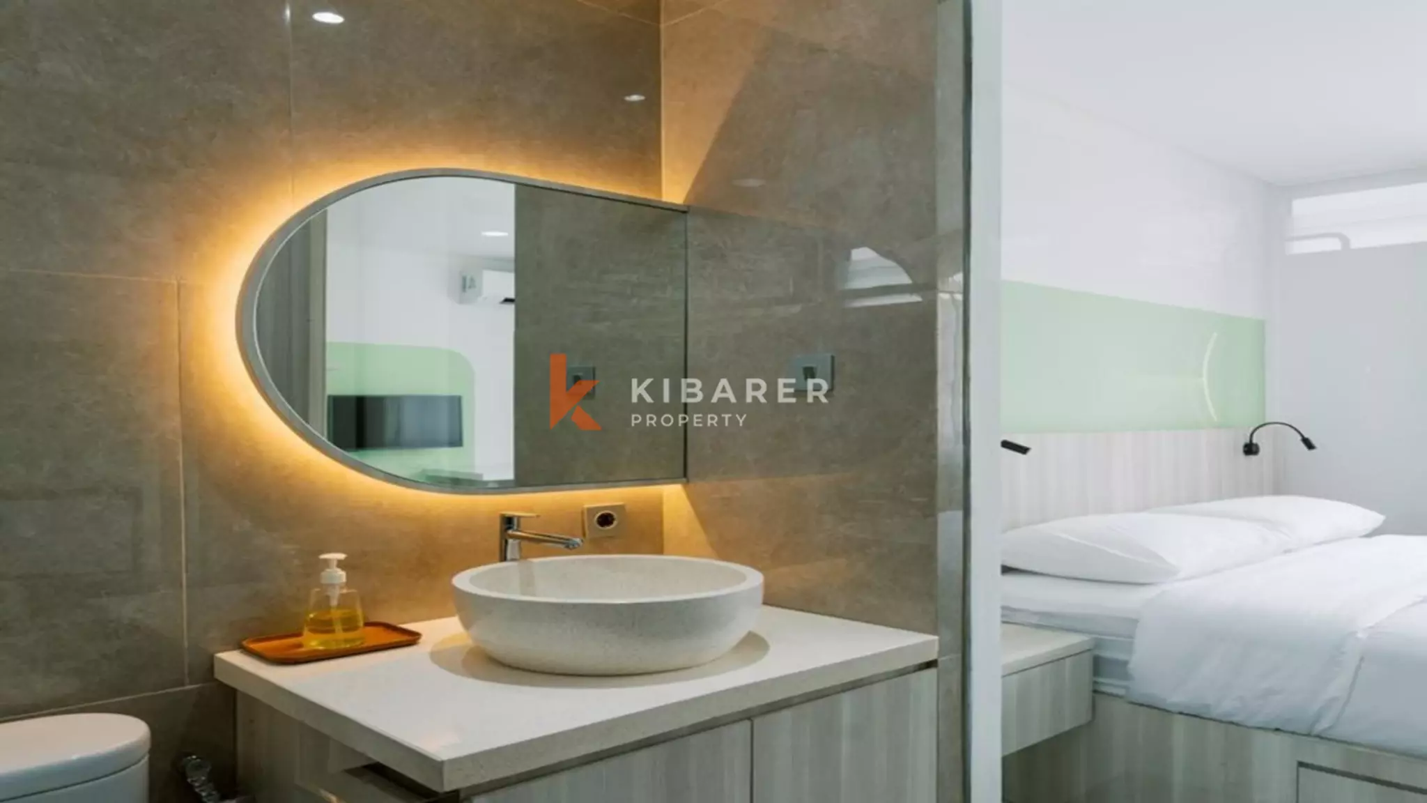 Charming One-Bedroom Studio with Shared Pool in Denpasar — image 5