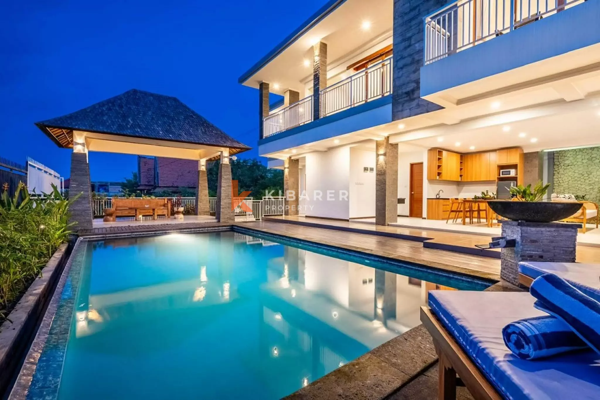 Spacious Four-Bedrooms Ocean View Villa in Ungasan — image 1