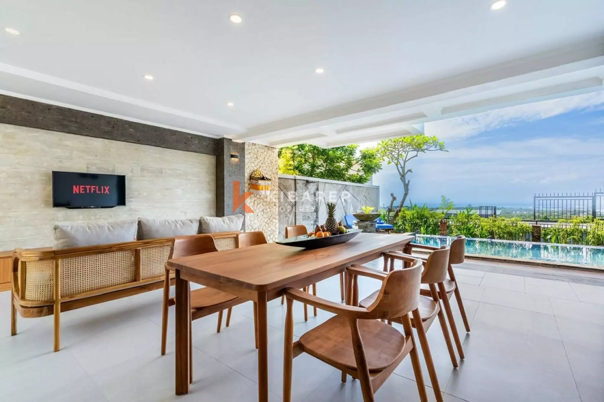 Spacious Four-Bedrooms Ocean View Villa in Ungasan — image 9