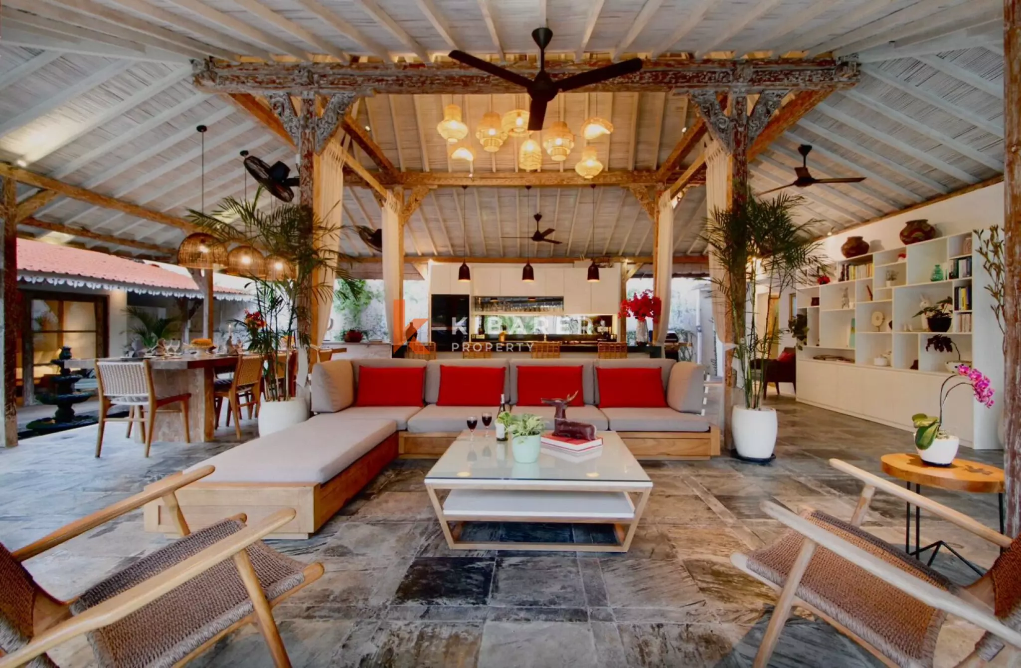 Walk to Cafes - Four Bedroom Private Pool Villa Berawa — image 4