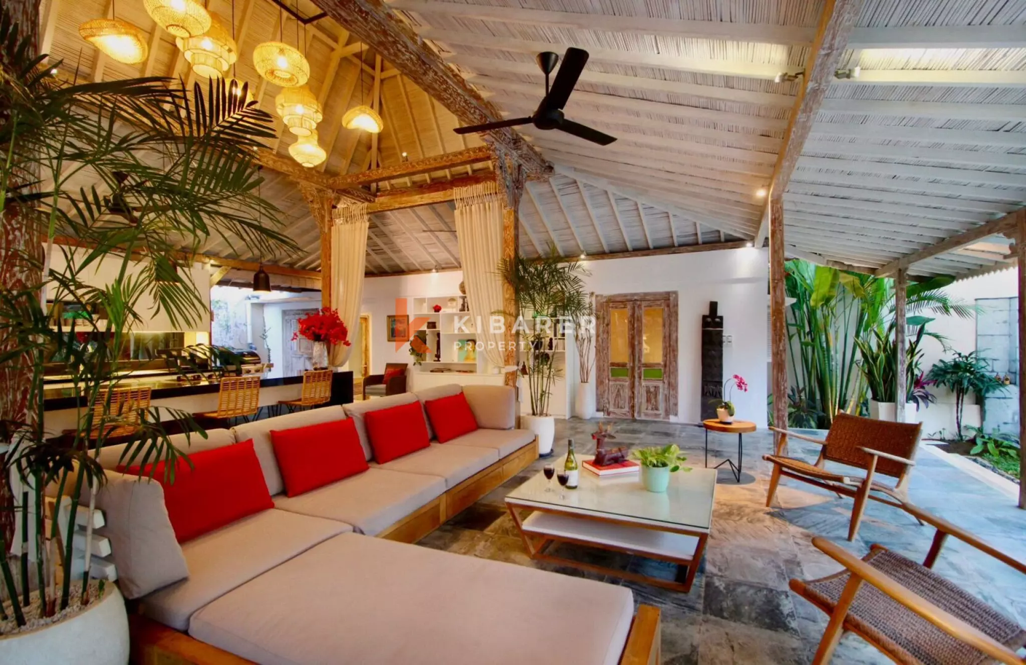 Walking Distance to Cafe - Four Bedroom Private Pool Villa in Berawa — image 5