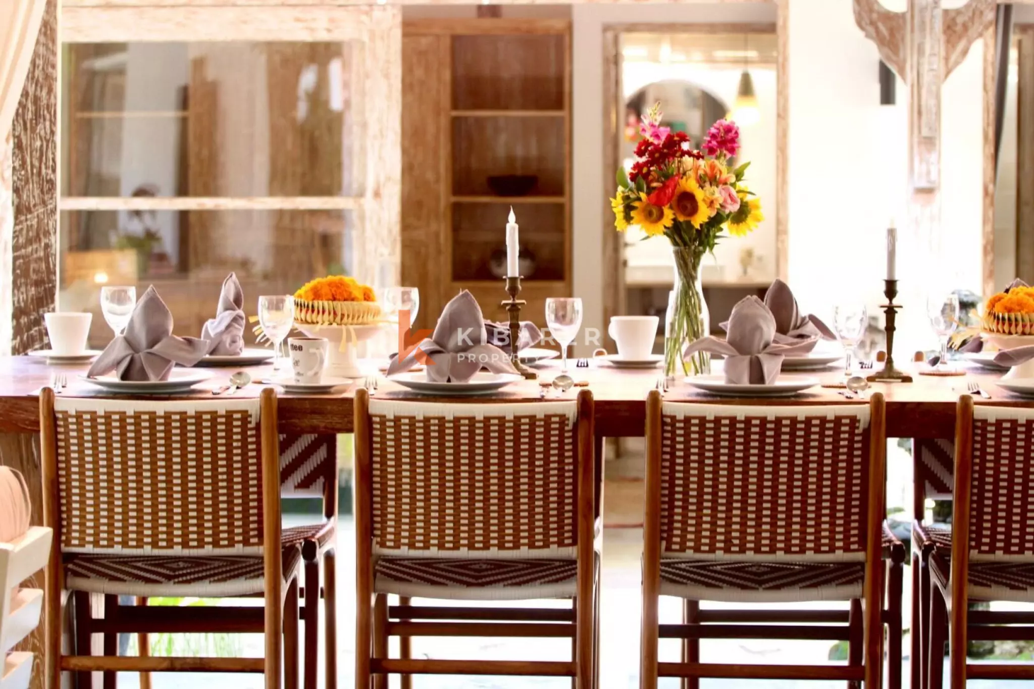 Walking Distance to Cafe - Four Bedroom Private Pool Villa in Berawa — image 7
