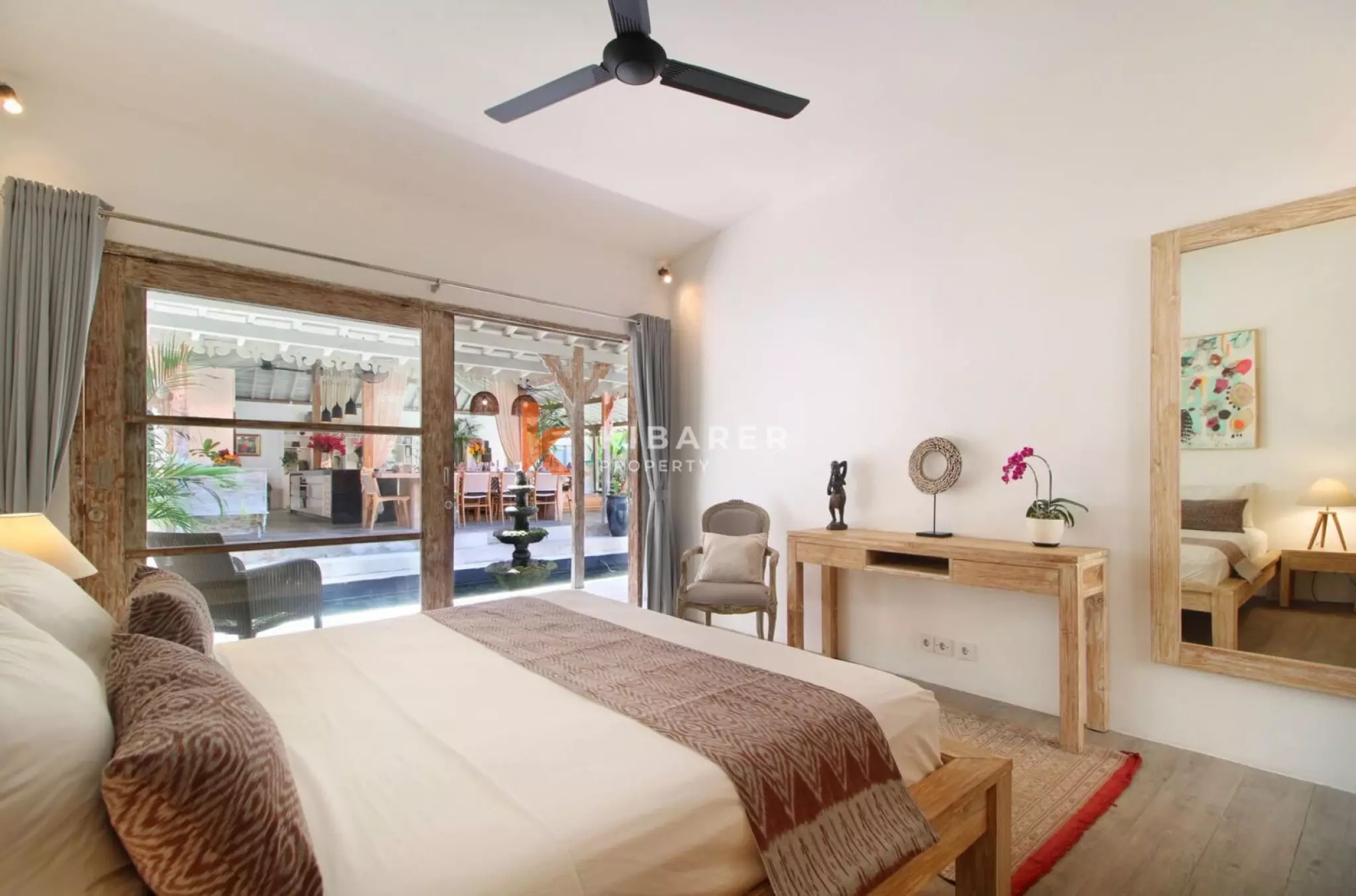 Walking Distance to Cafe - Four Bedroom Private Pool Villa in Berawa — image 15