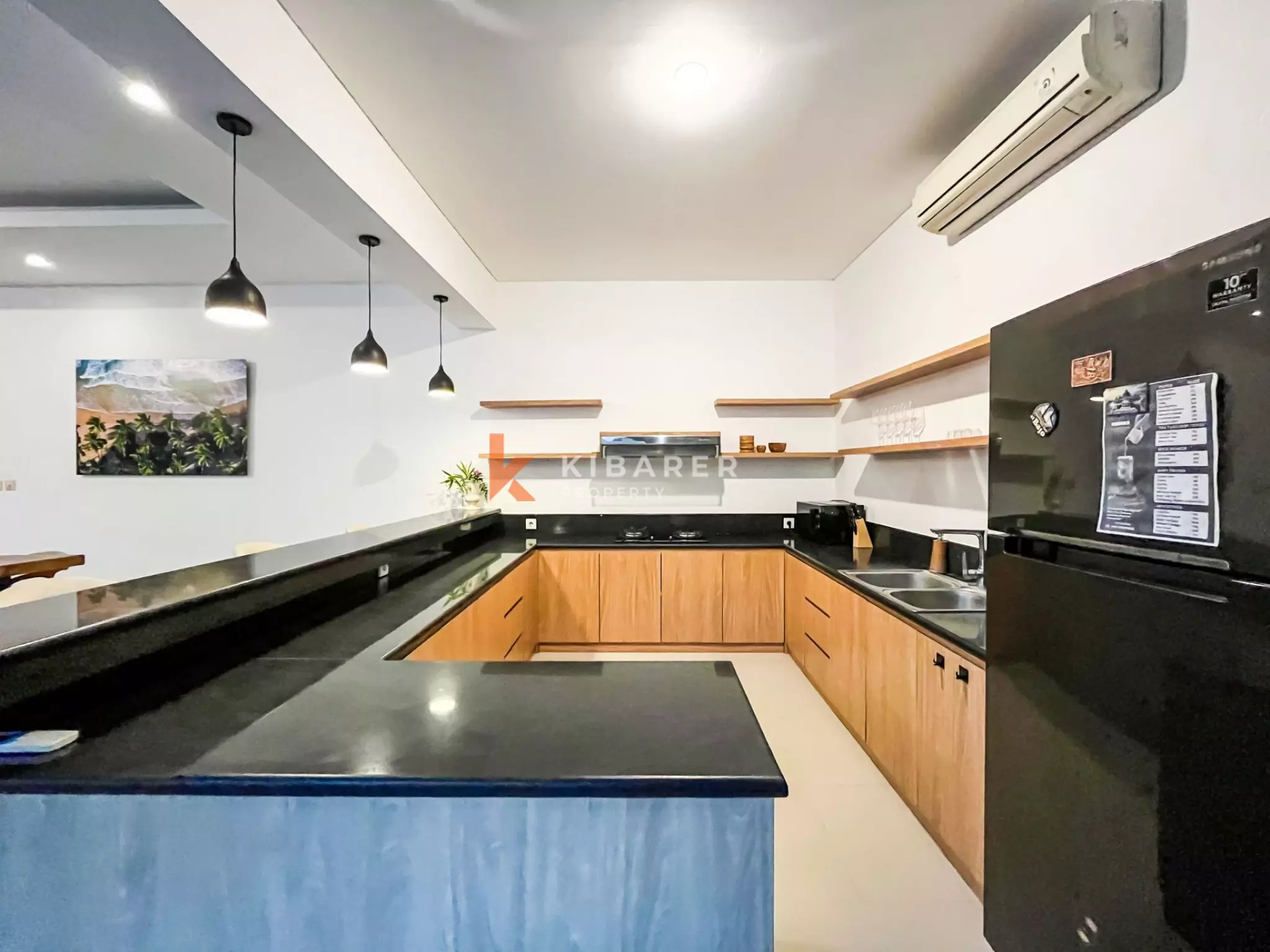Tropical Three Bedroom Enclosed Villa in Berawa — image 8