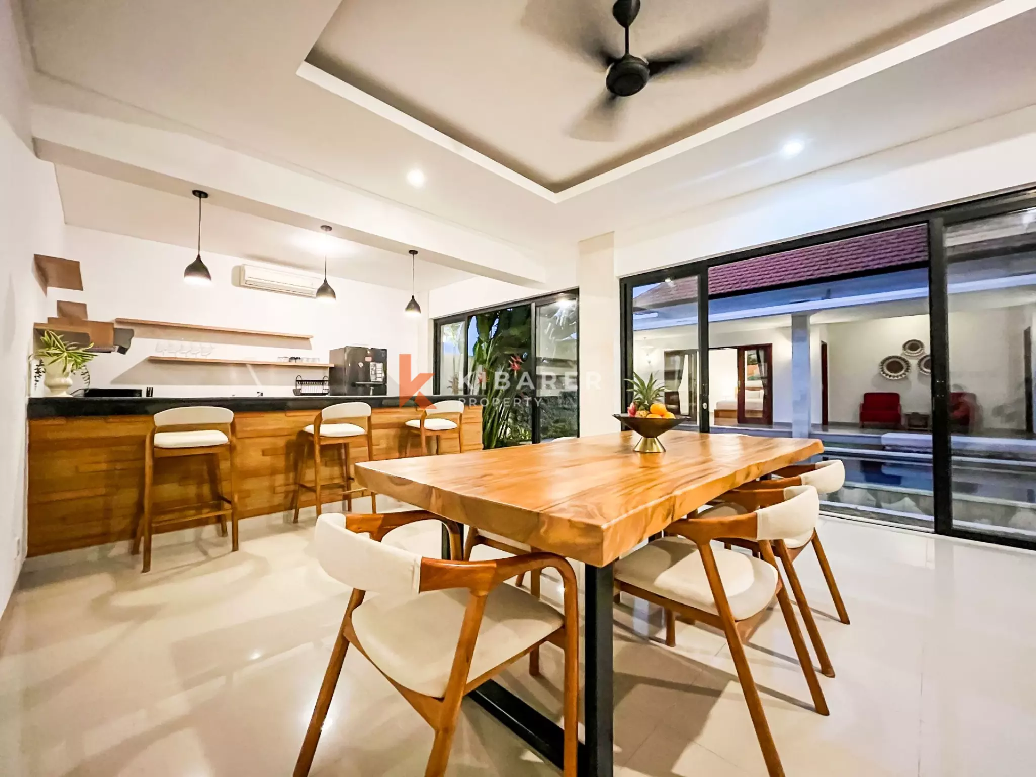 Tropical Three Bedroom Enclosed Villa in Berawa — image 6