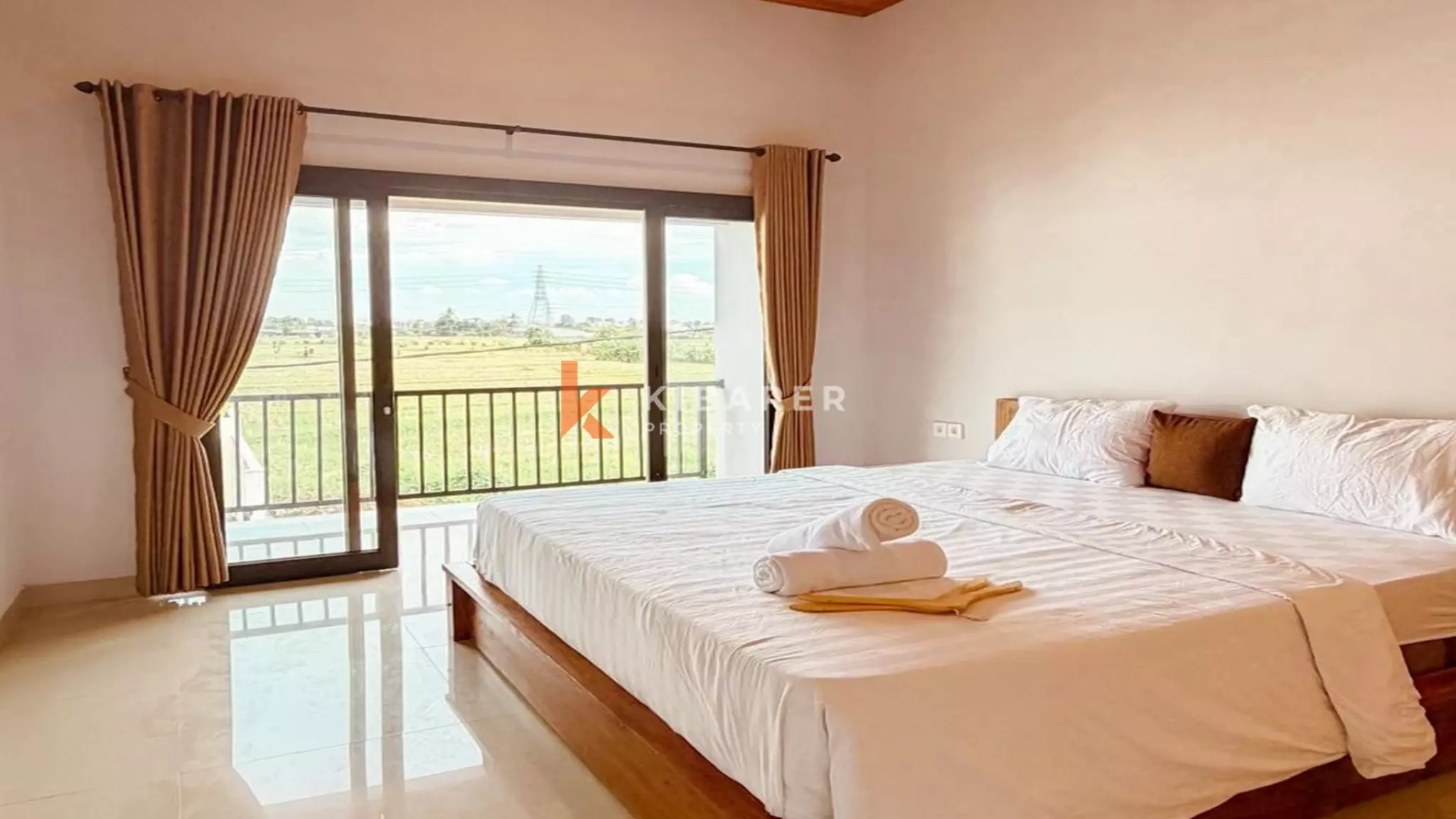 Attractive Semi-Furnished Two-Bedroom Villa with Enclosed Living Room in Mengwi — image 6