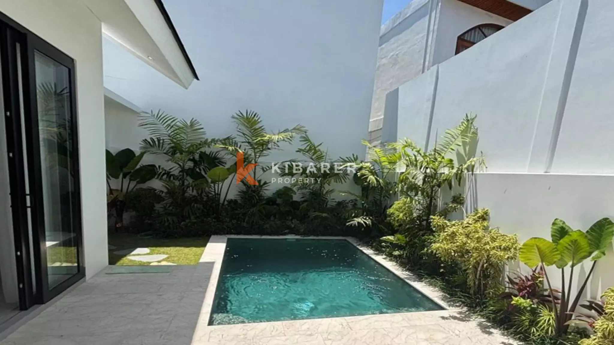 Modern One-Bedroom Tropical Villa with Private Pool in Prime Batu Bolong Location