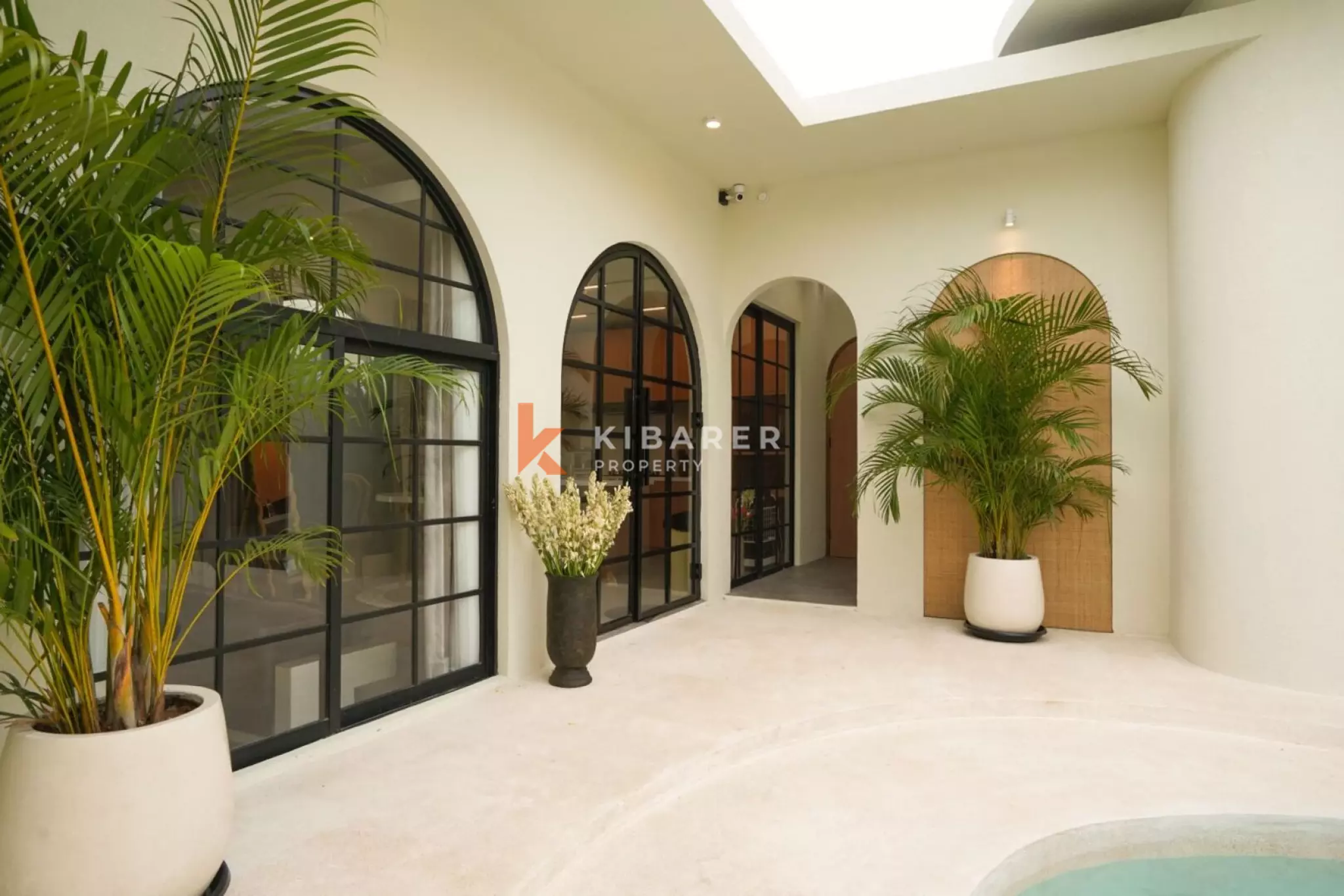 Prime Berawa Living - Stylish Two Bedroom Villa — image 5