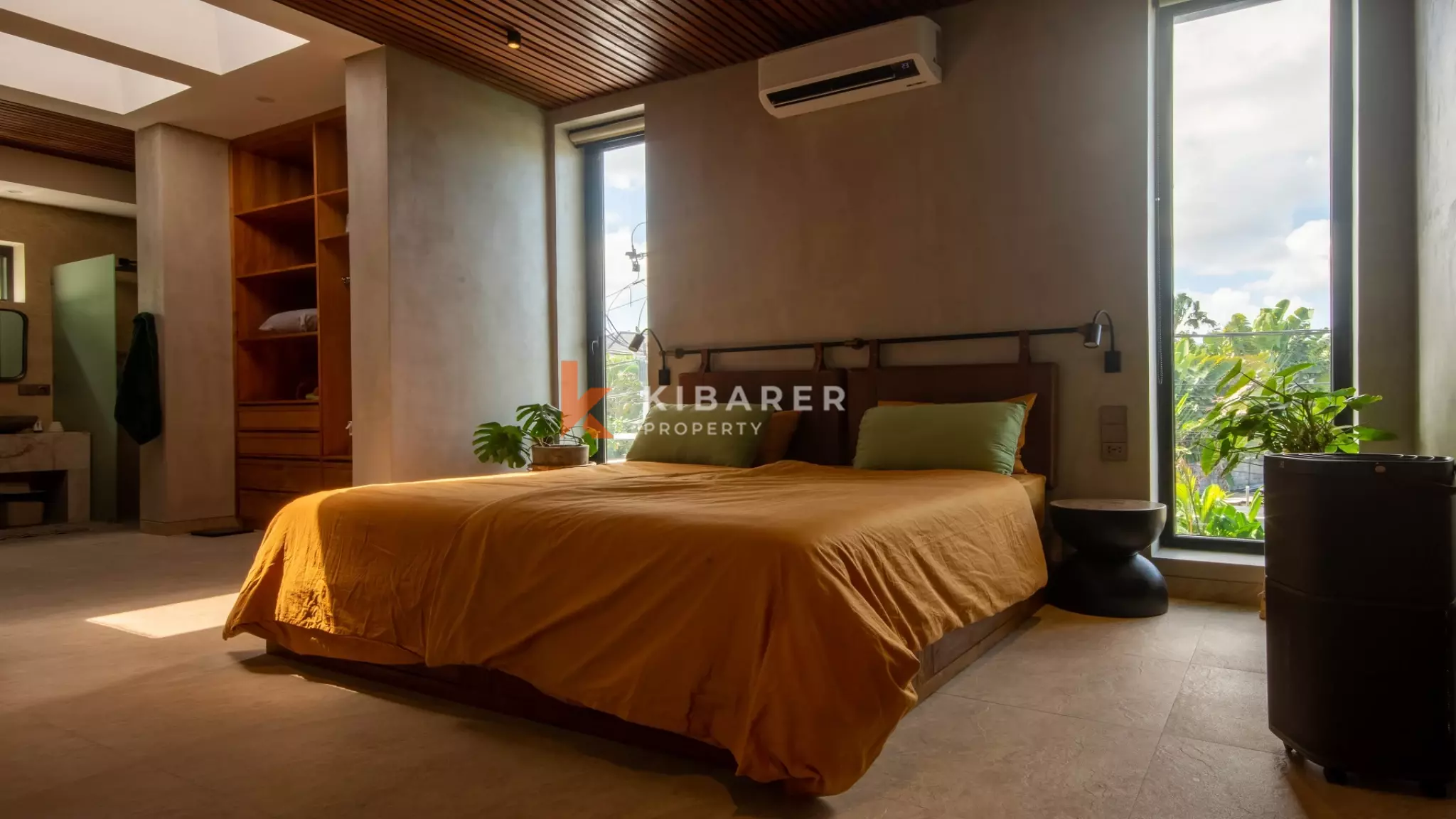 Moderna Four-Bedrooms Villa with Pool and Garden in Berawa — image 10