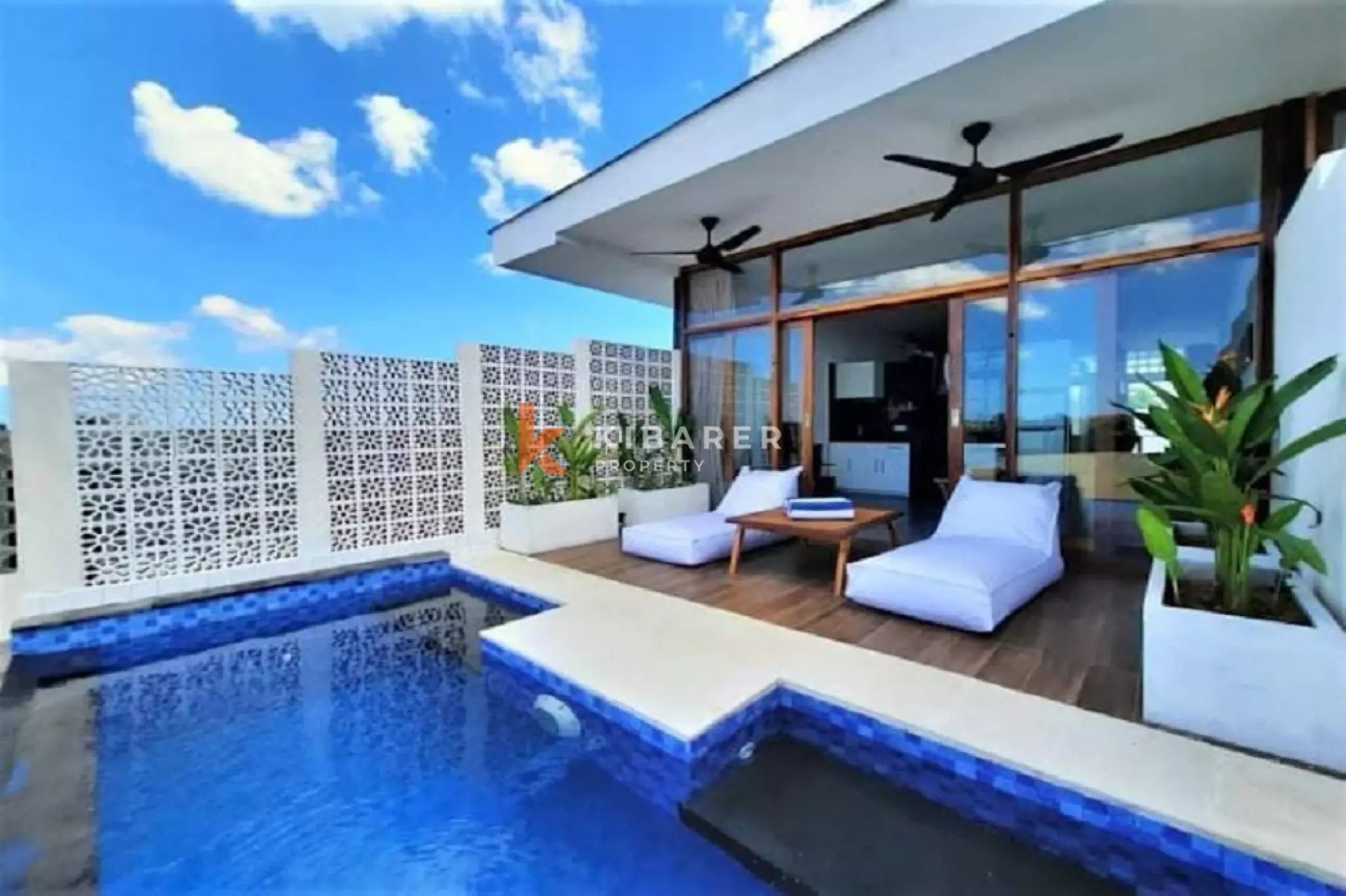 Comfortable One-Bedroom Villa with Enclosed Living Room in Canggu Area