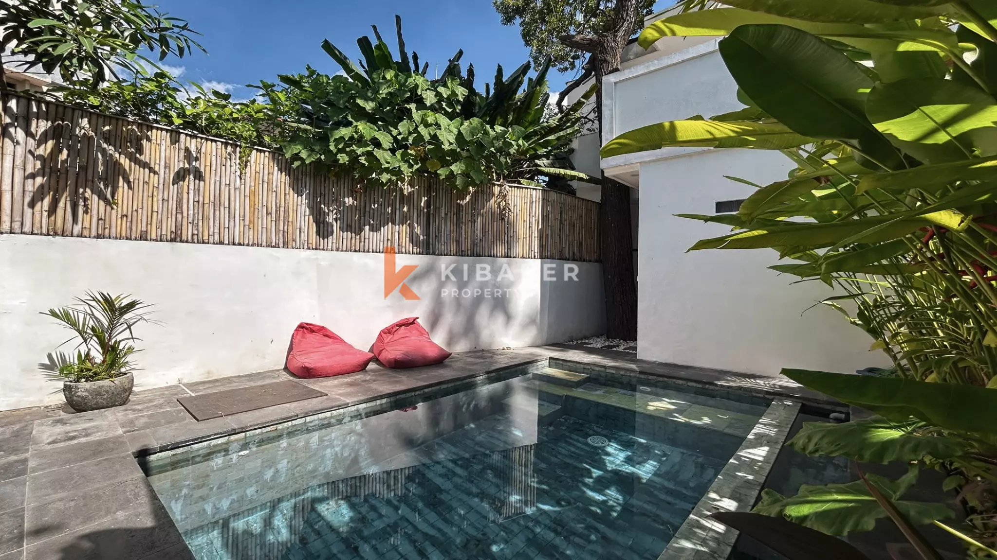 Stylish Modern Two-Bedroom Villa with Private Pool in Tuka — image 1