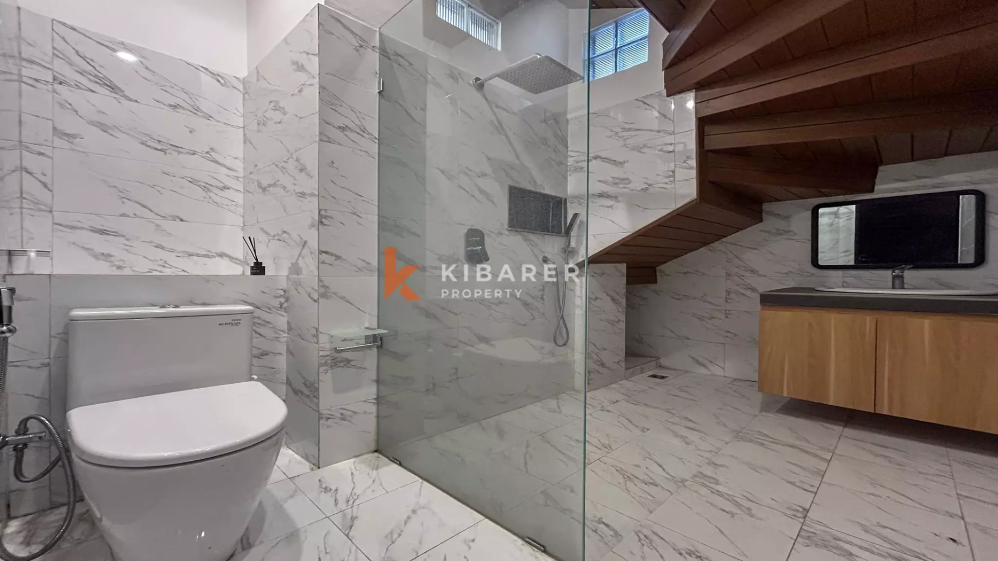 Stylish Modern Two-Bedroom Villa with Private Pool in Tuka — image 18