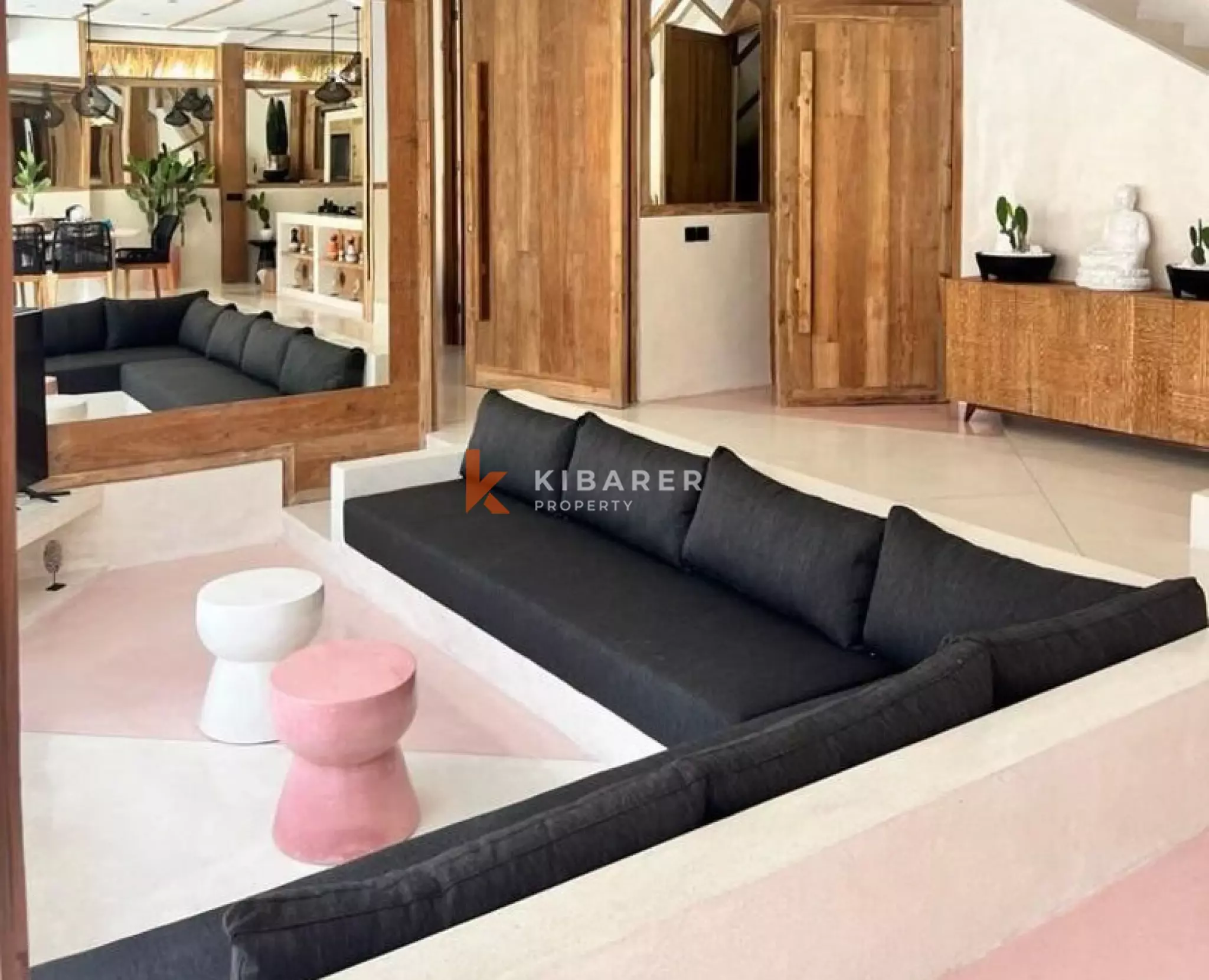 Tropical Escape – Three Bedroom Villa with Jacuzzi & Private Pool in Berawa — image 7