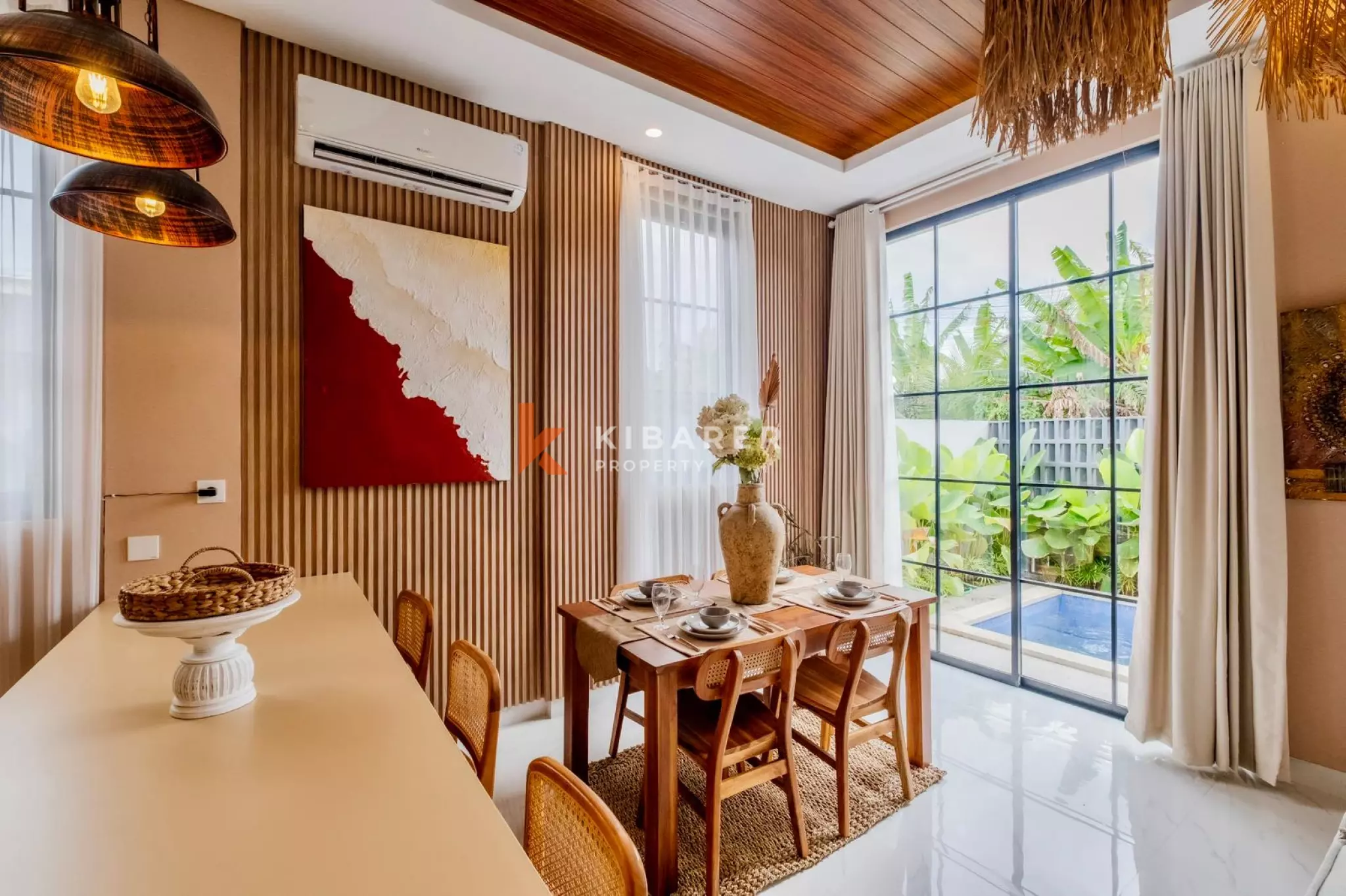 Stylish Modern Three-Bedroom Villa with Private Pool in Prime Berawa — image 2