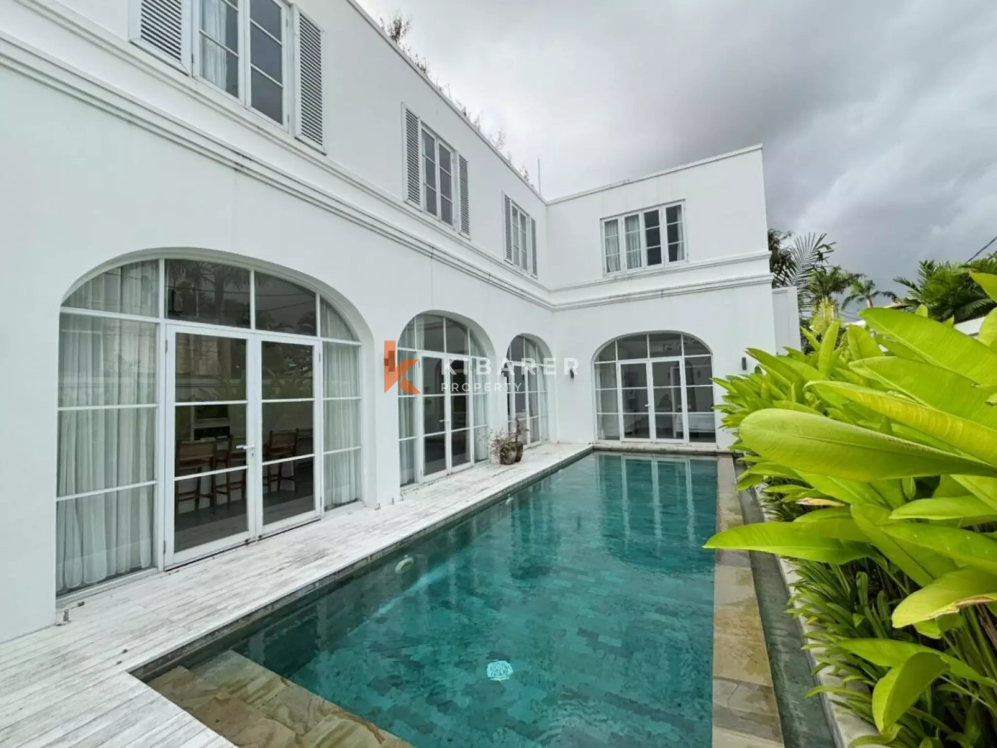 Stylish Coastal Living Three Bedroom Villa in Berawa