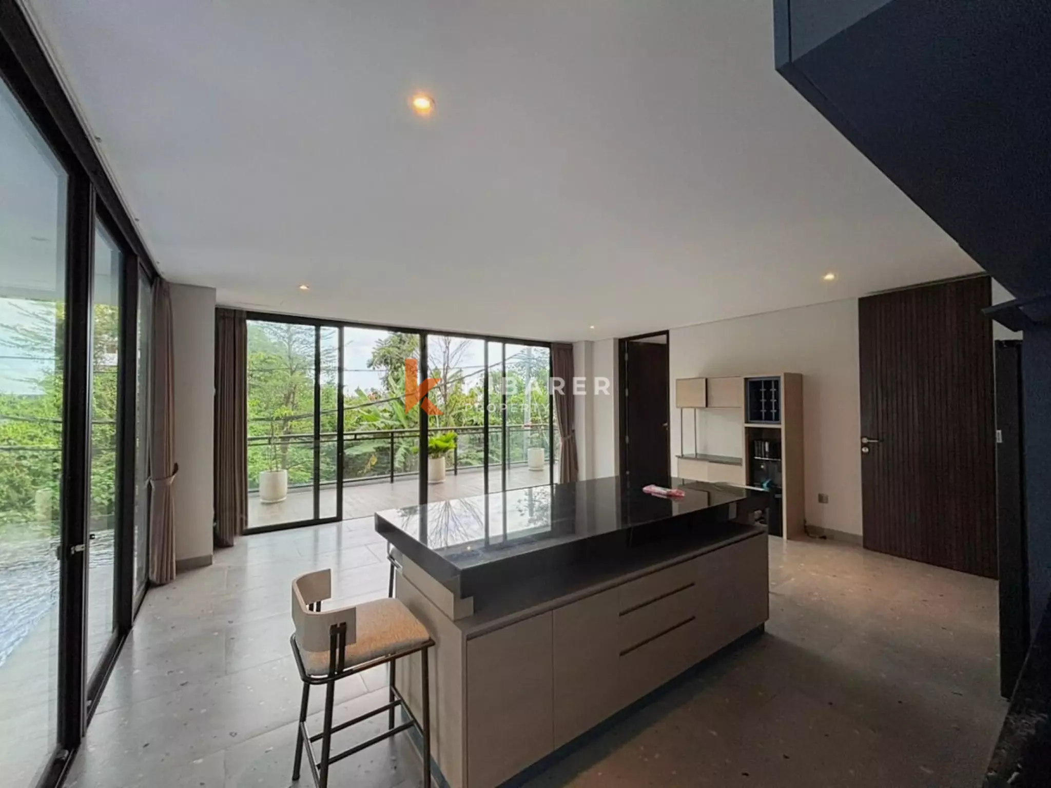 An Urban Tropical Three Bedroom Townhouse Crafted for Modern Living in Berawa — image 6