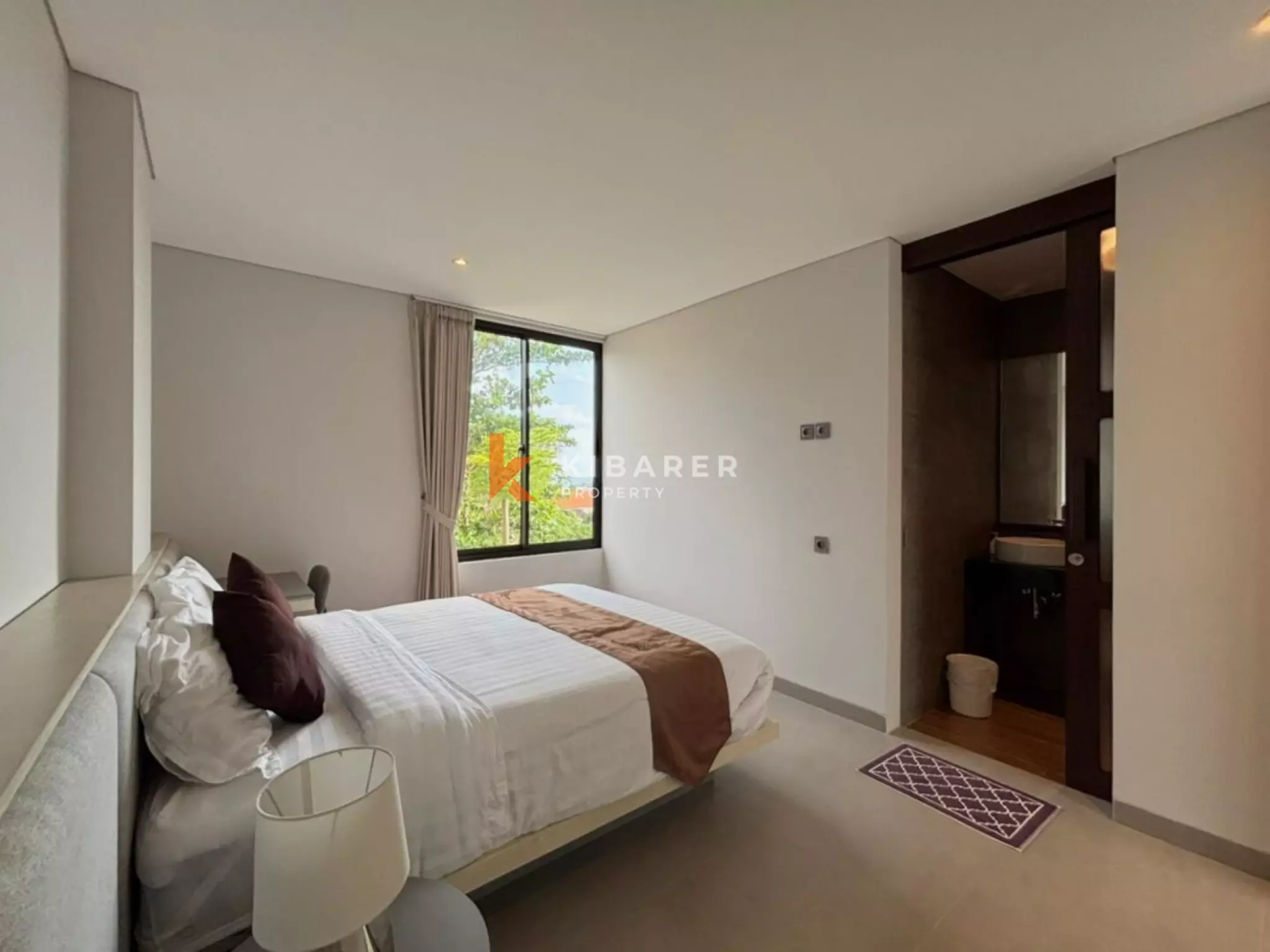 Four Storey Level Three Bedroom Townhouse in Berawa — image 18