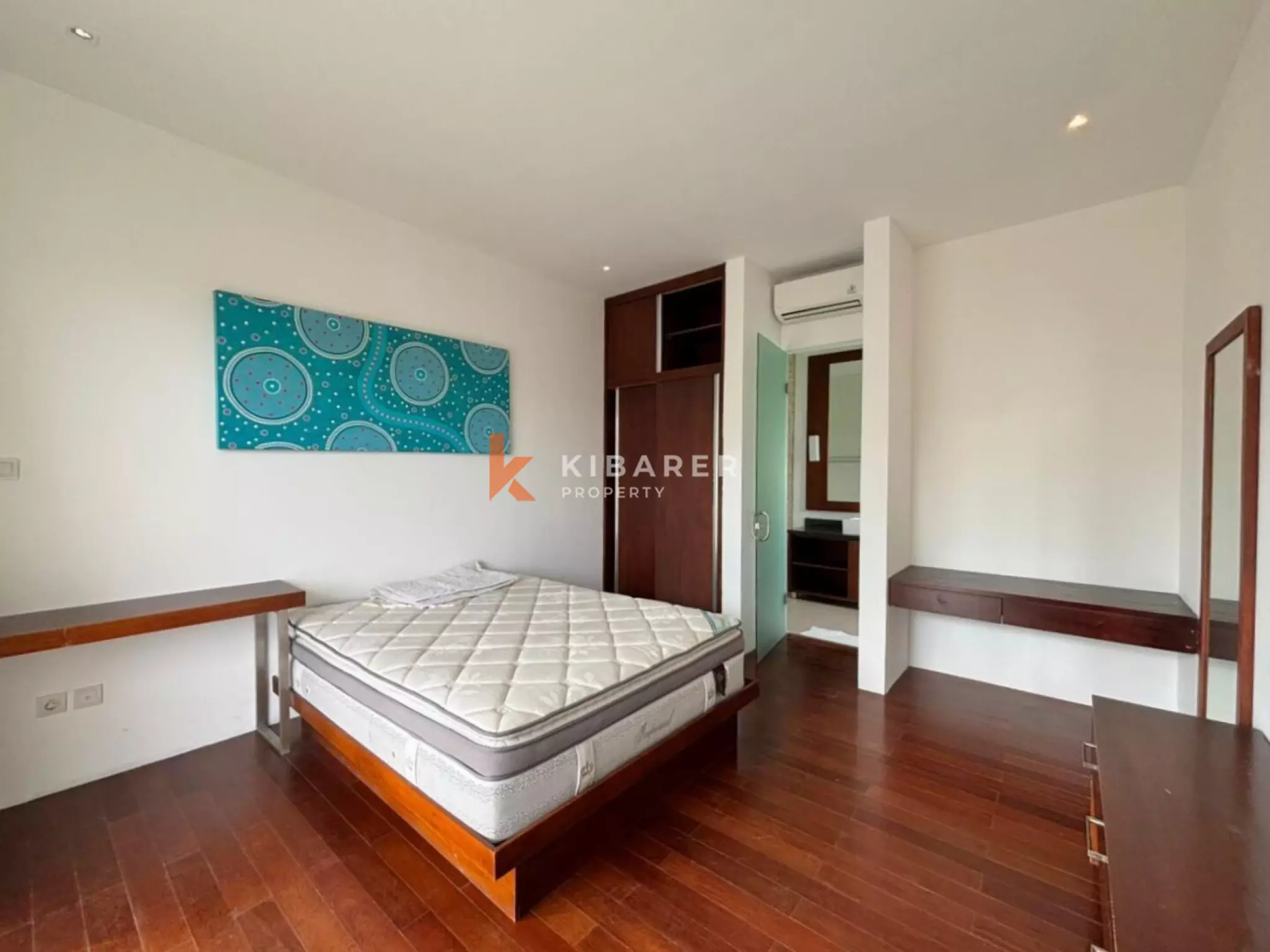 Prime Location Three Bedroom Villa in Berawa Near Finns & Atlas Beach Club — image 16