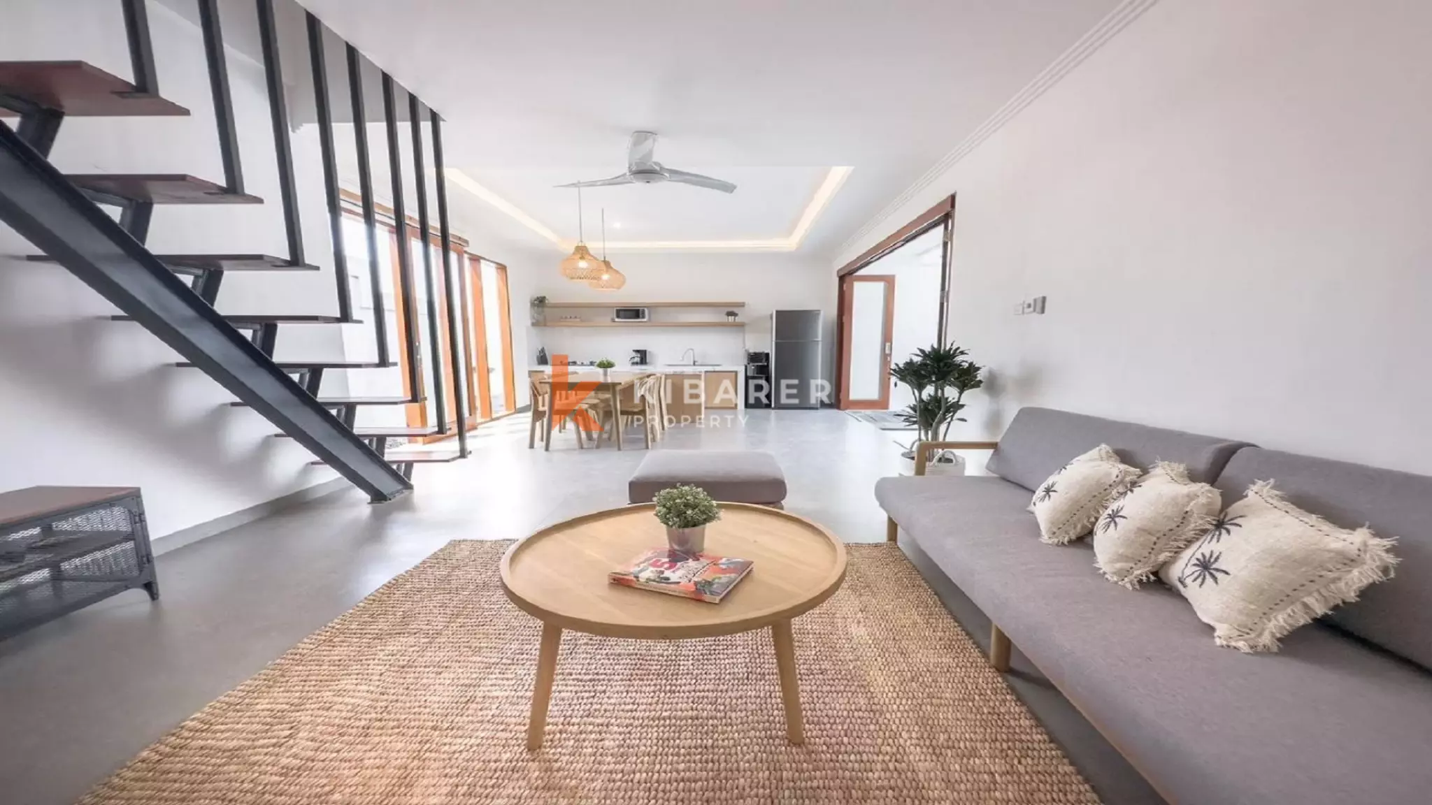 Modern Island Escape Three-Bedrooms Villa with Rice Field View Near Berawa & Batu Bolong — image 2