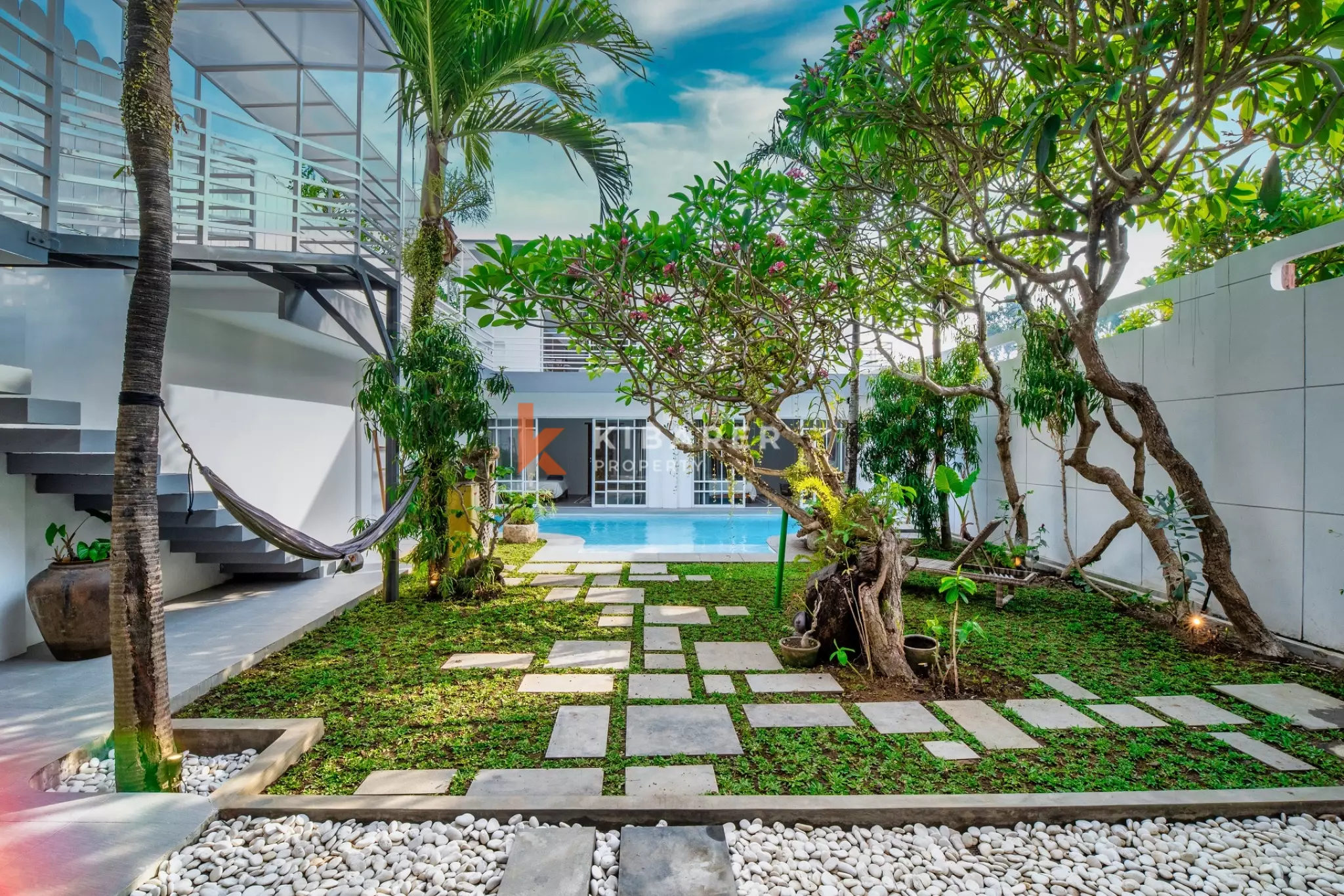 Luxury Four-Bedroom Villa with Enclosed Living Room in Prime Berawa Location
