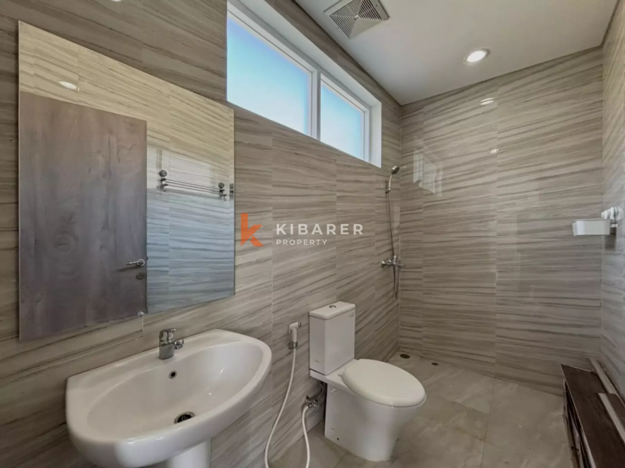 elegant two bedroom villa in exclusive nusa dua complex — image 16