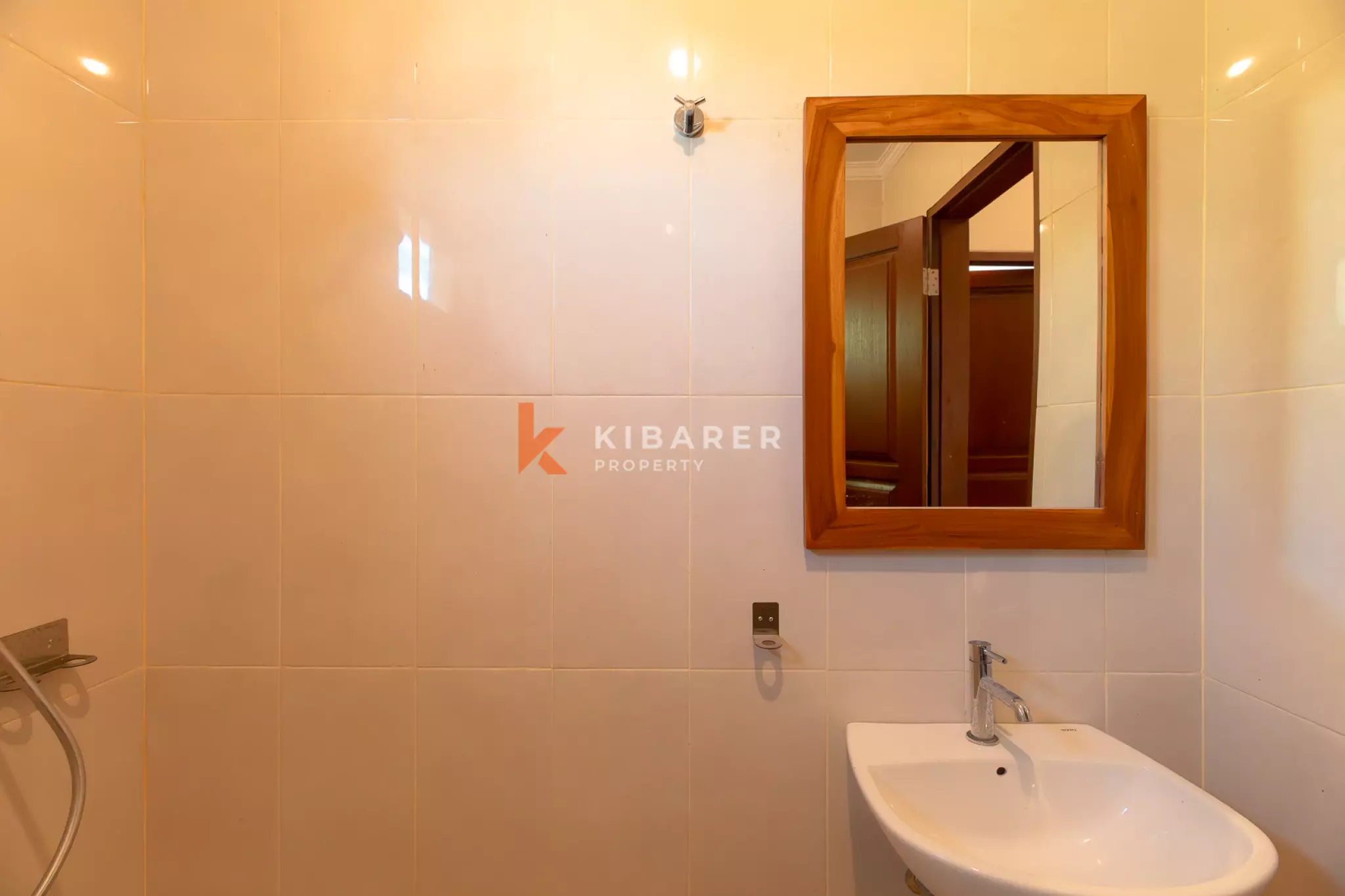 Modern New Build Four Bedroom Villa in Ungasan — image 16