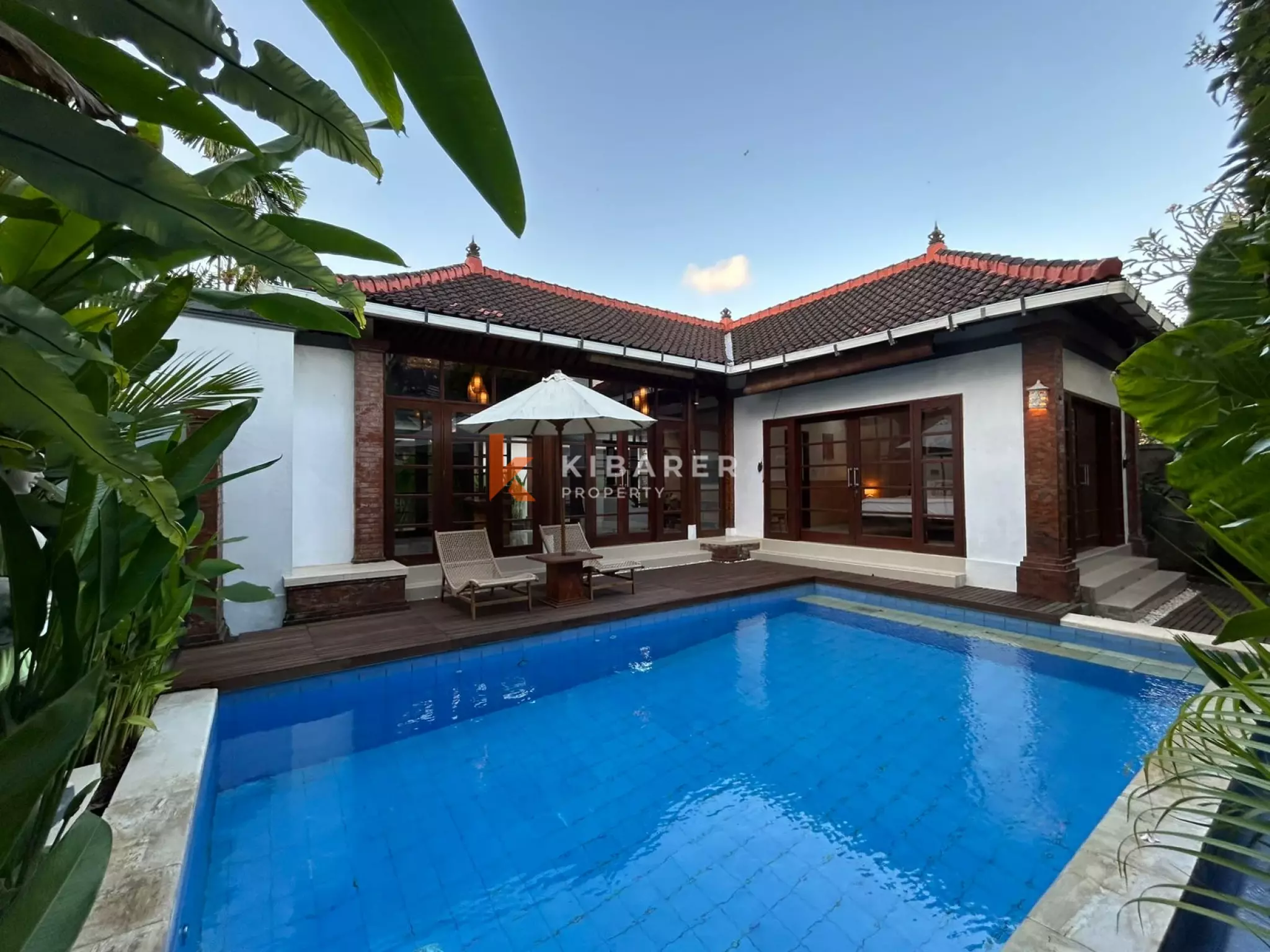 Comfortable Three-Bedroom Villa with Enclosed Living and Private Pool in Canggu